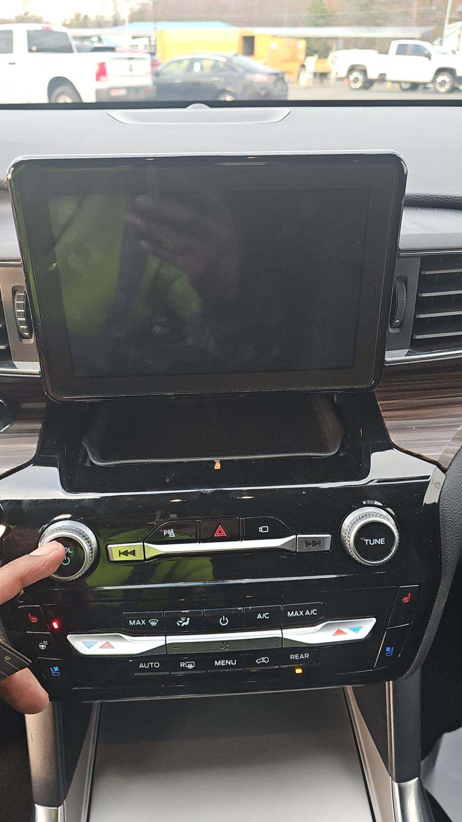 2023 Ford Explorer Limited AWD