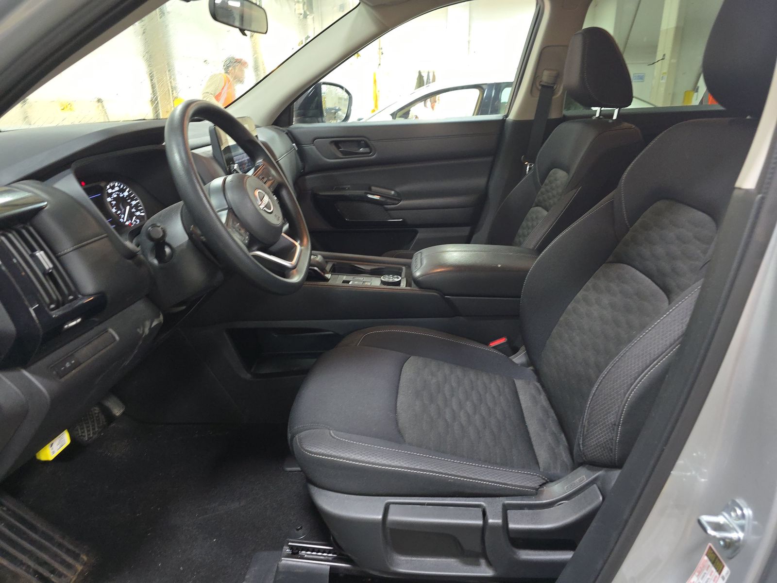 2024 Nissan Pathfinder S AWD