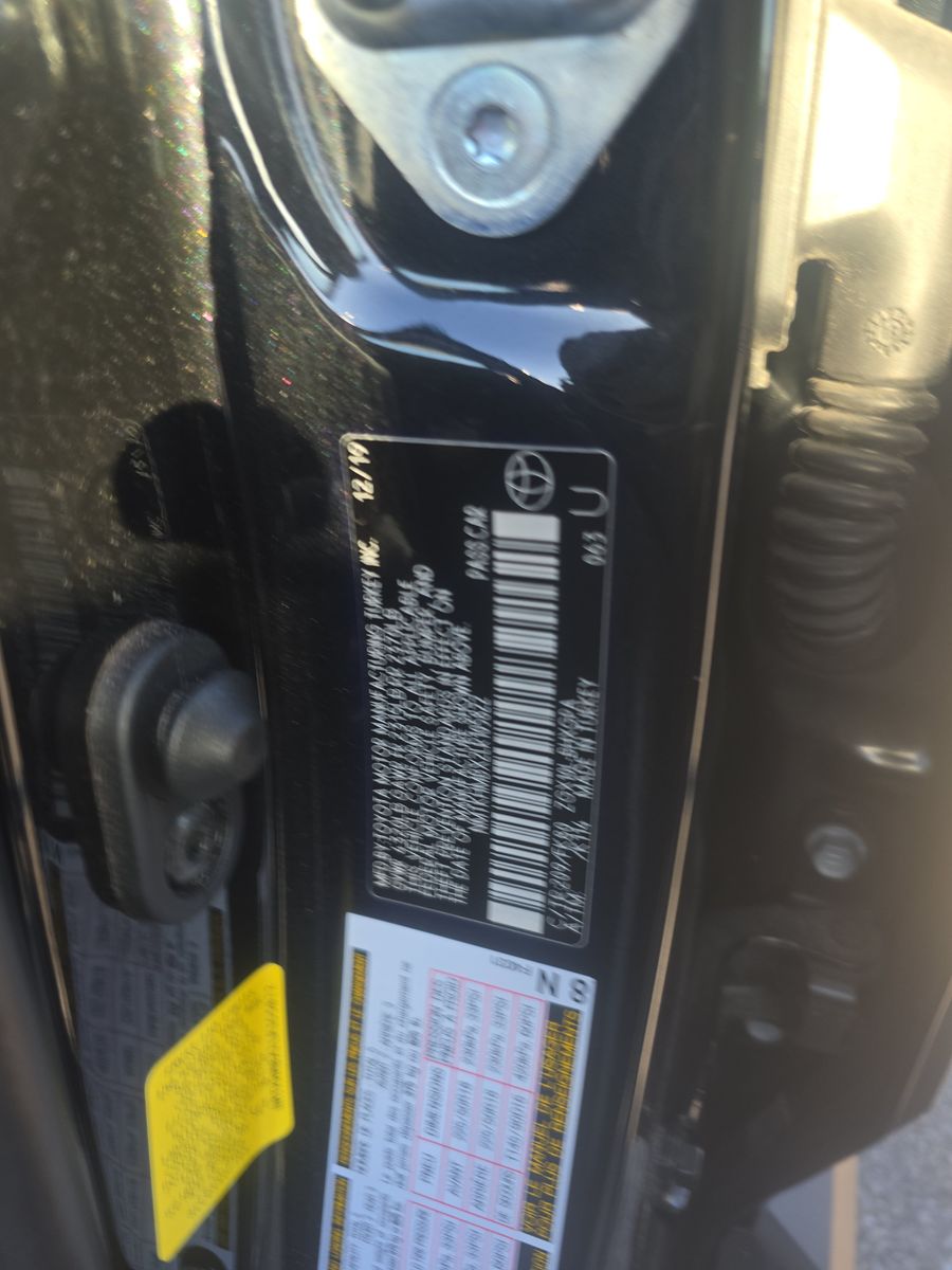 2020 Toyota C-HR XLE FWD