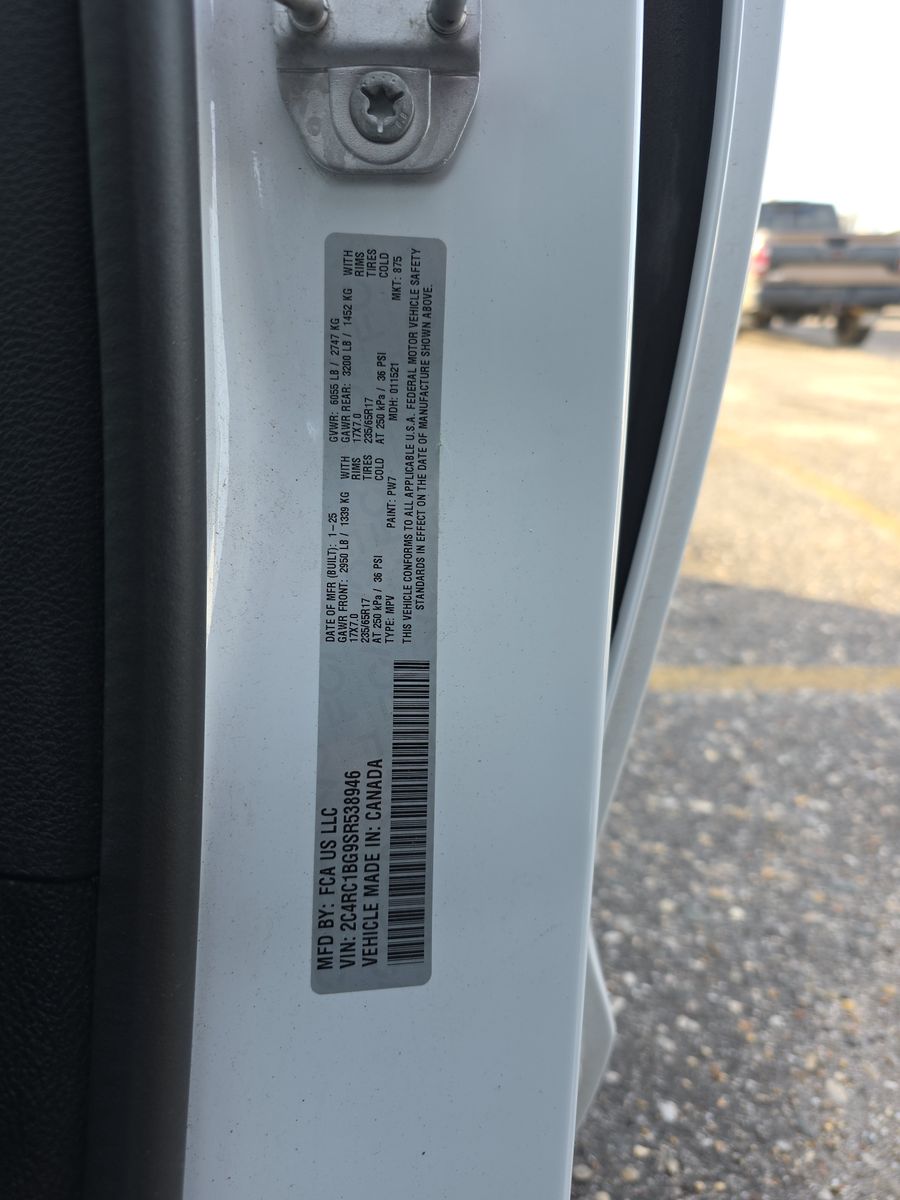 2025 Chrysler Pacifica Select FWD
