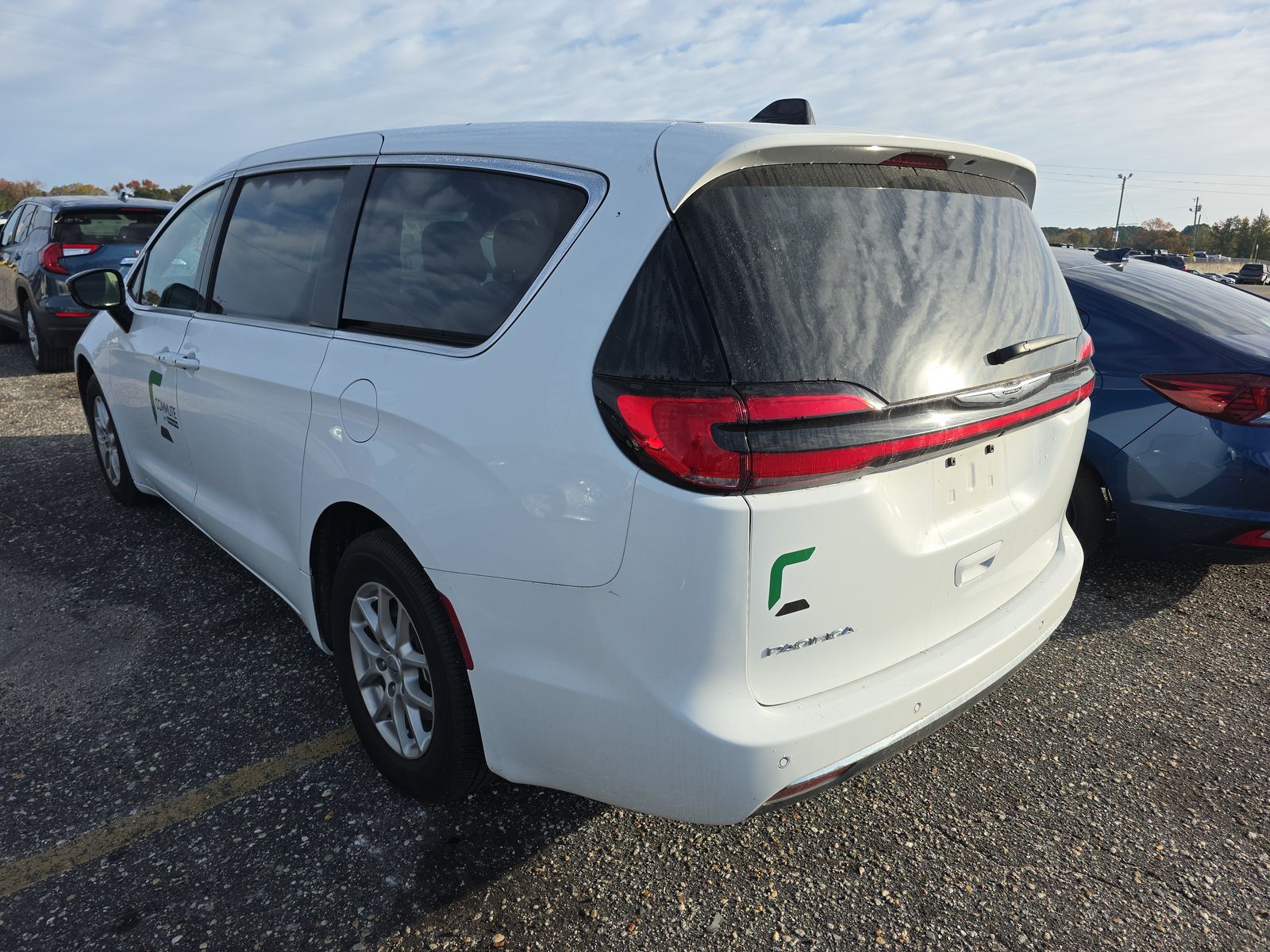 2025 Chrysler Pacifica Select FWD