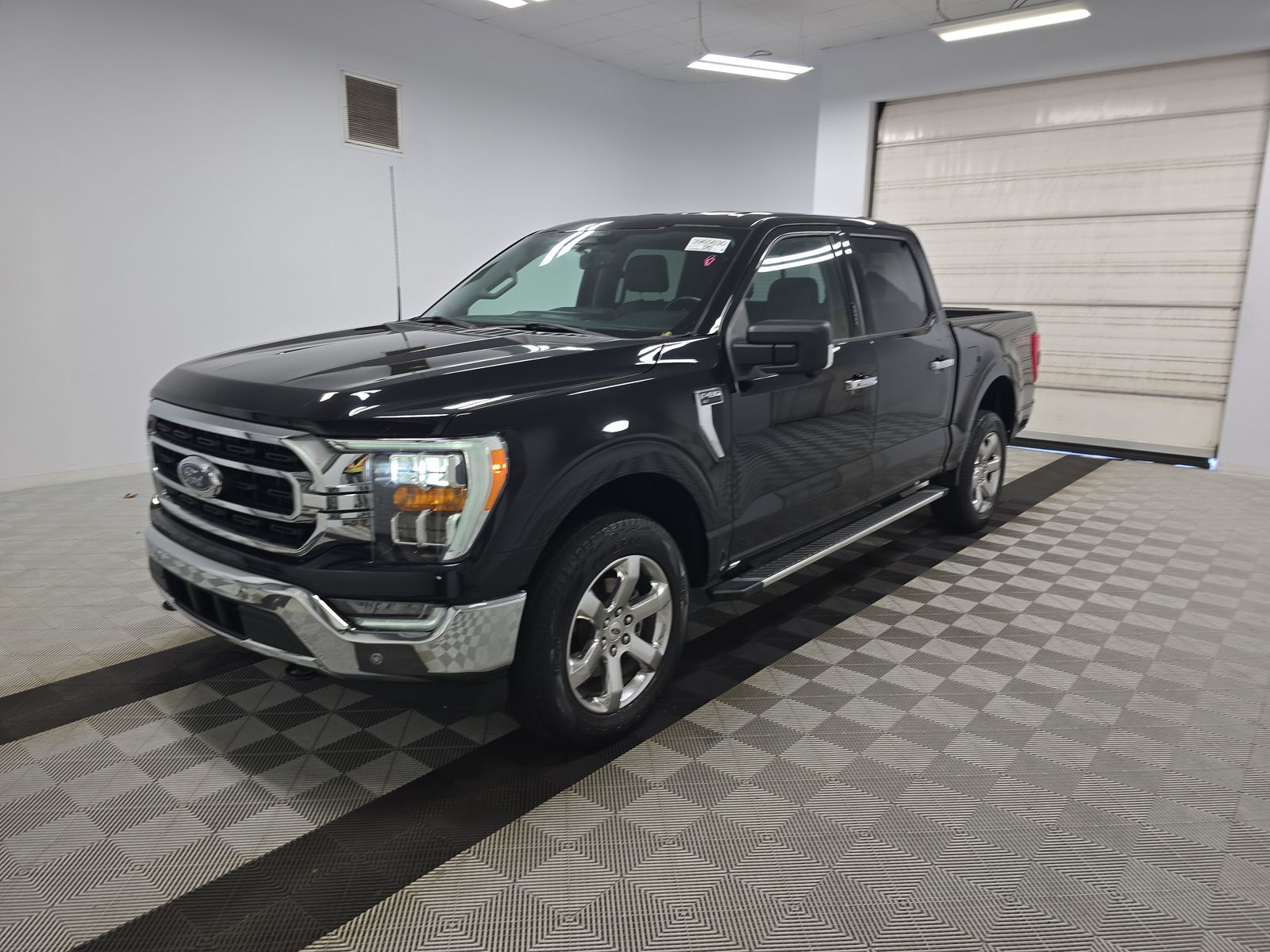 2022 Ford F-150 XLT AWD