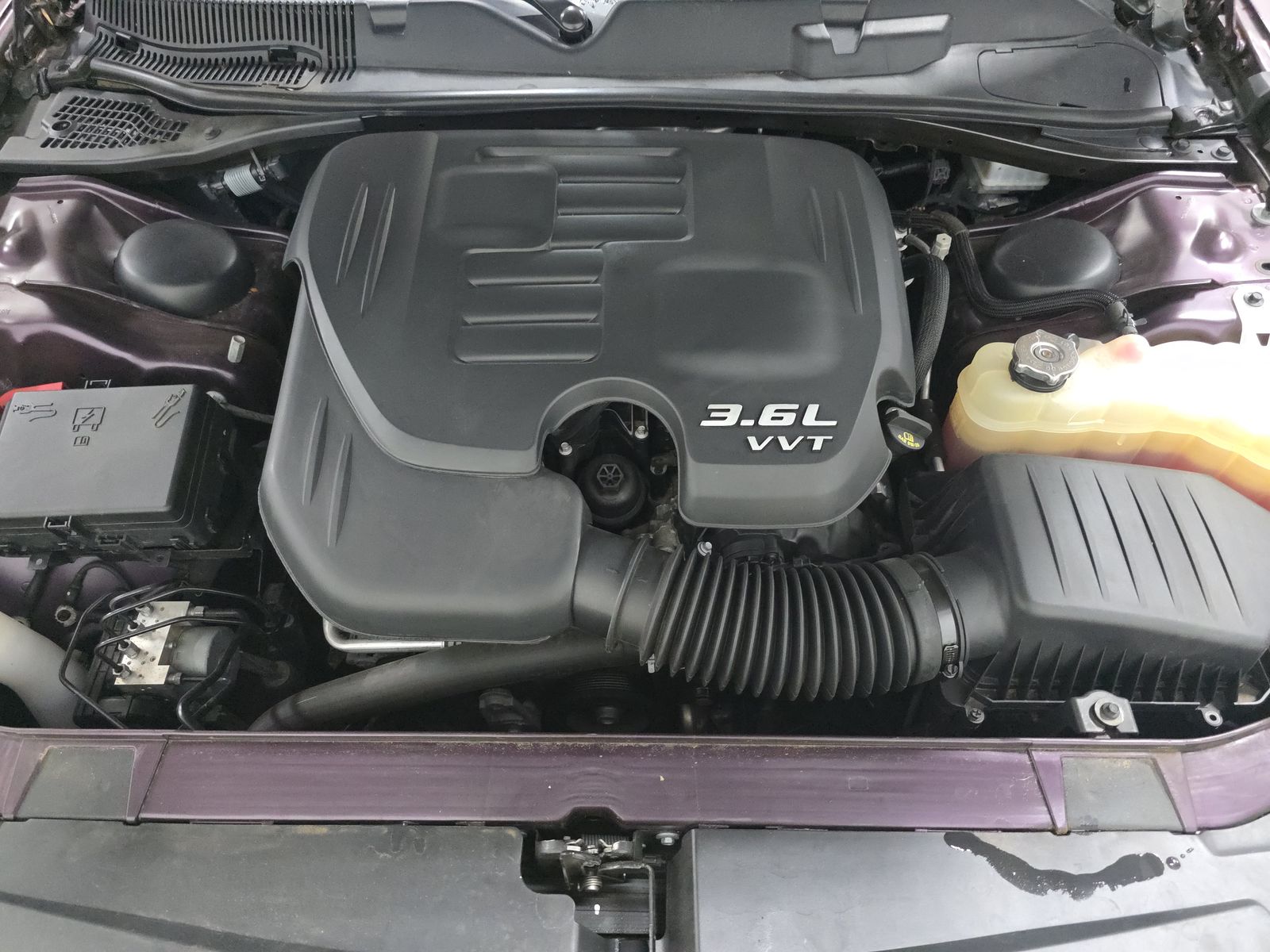 2022 Dodge Challenger SXT RWD