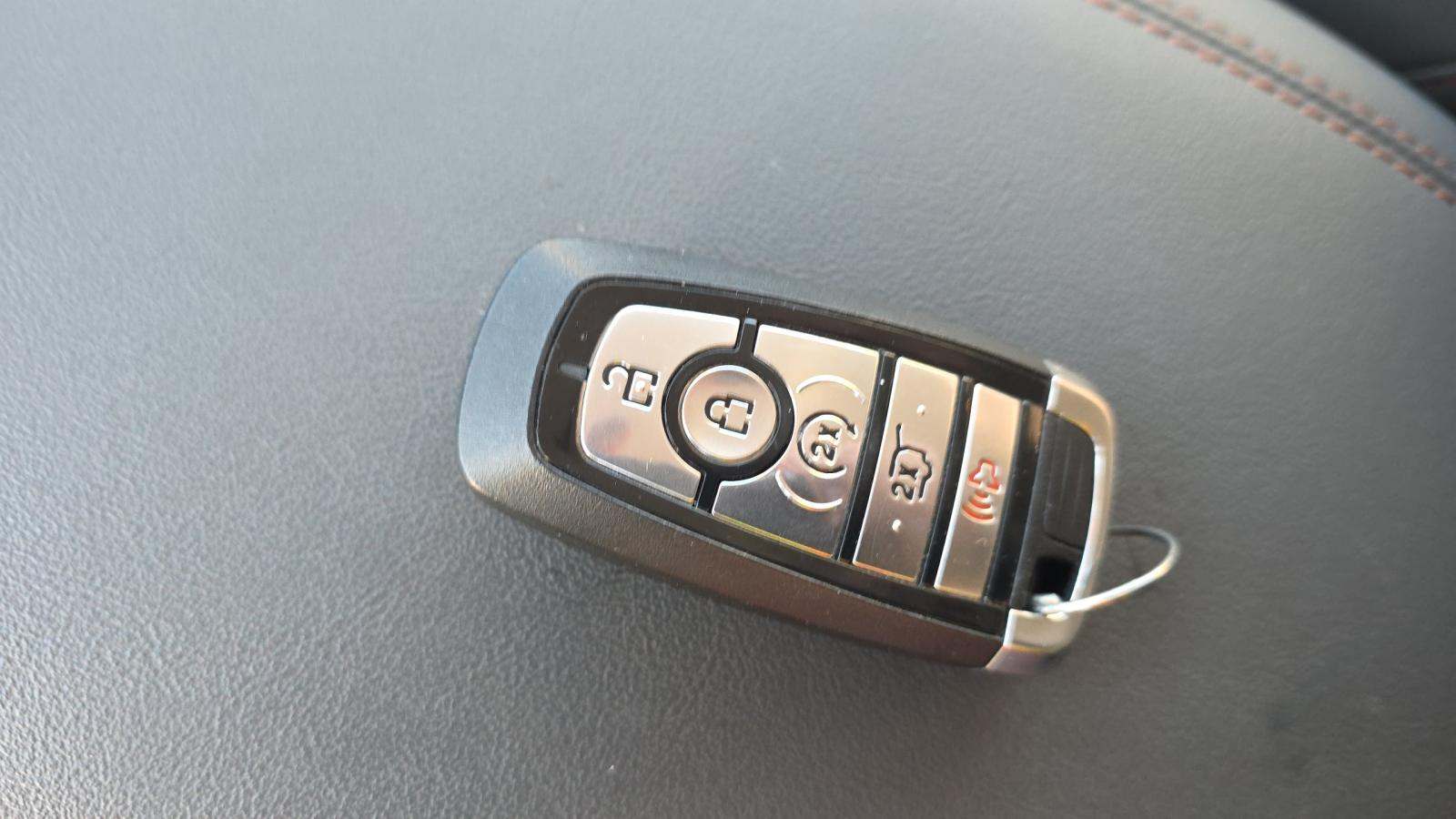 2025 Ford Explorer Active AWD