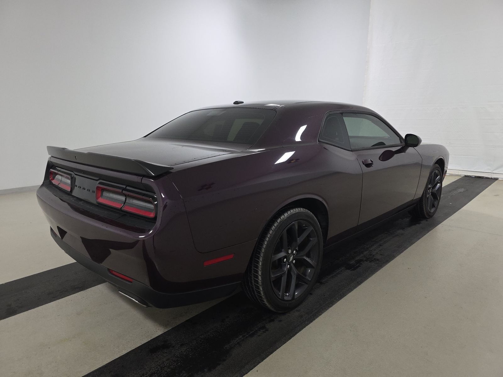 2022 Dodge Challenger SXT RWD