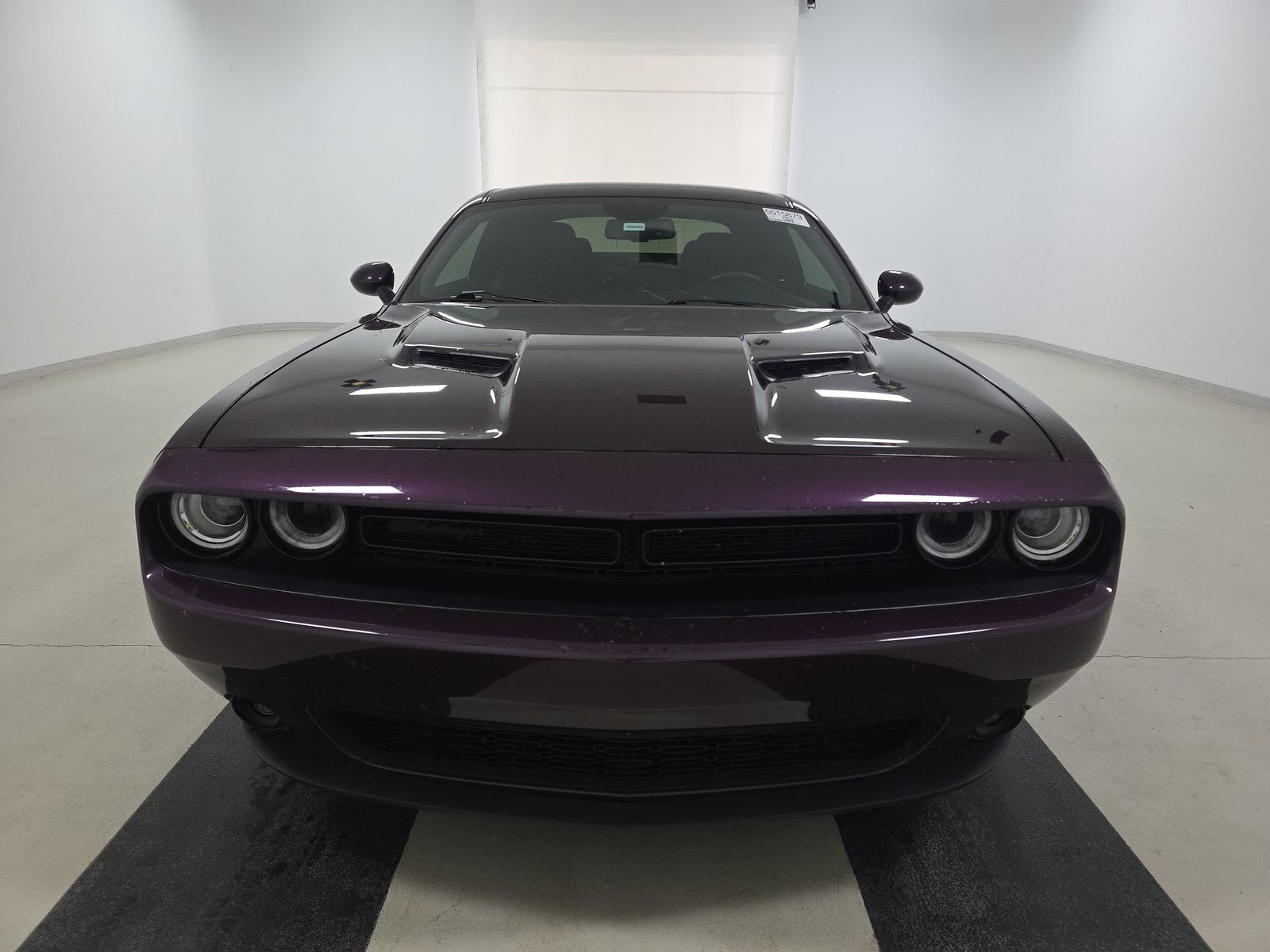 2022 Dodge Challenger SXT RWD