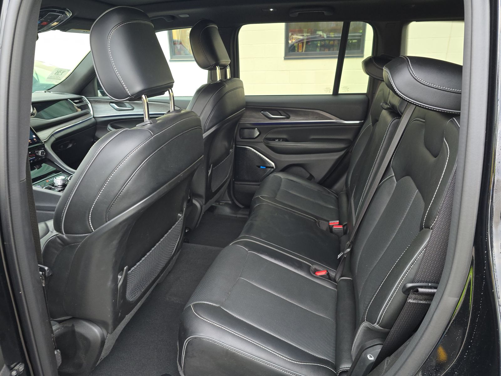 2023 Jeep Grand Cherokee 4xe Overland AWD