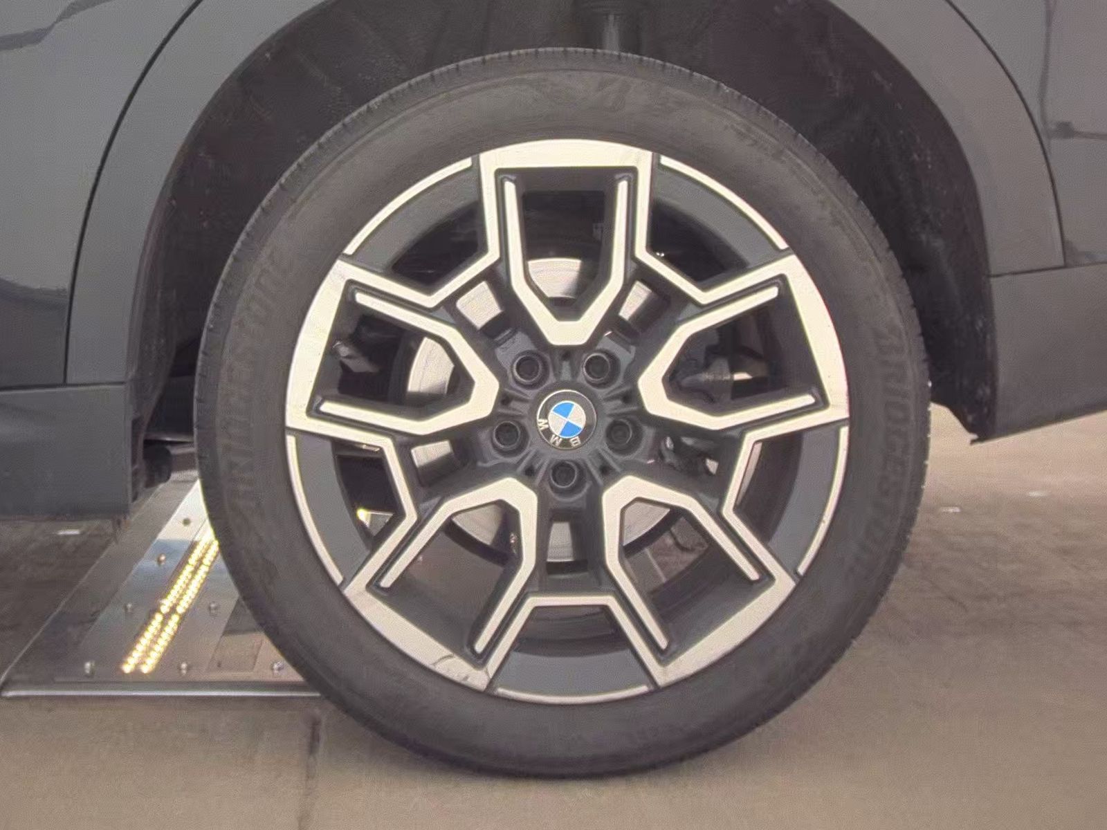 2025 BMW X2 xDrive28i AWD