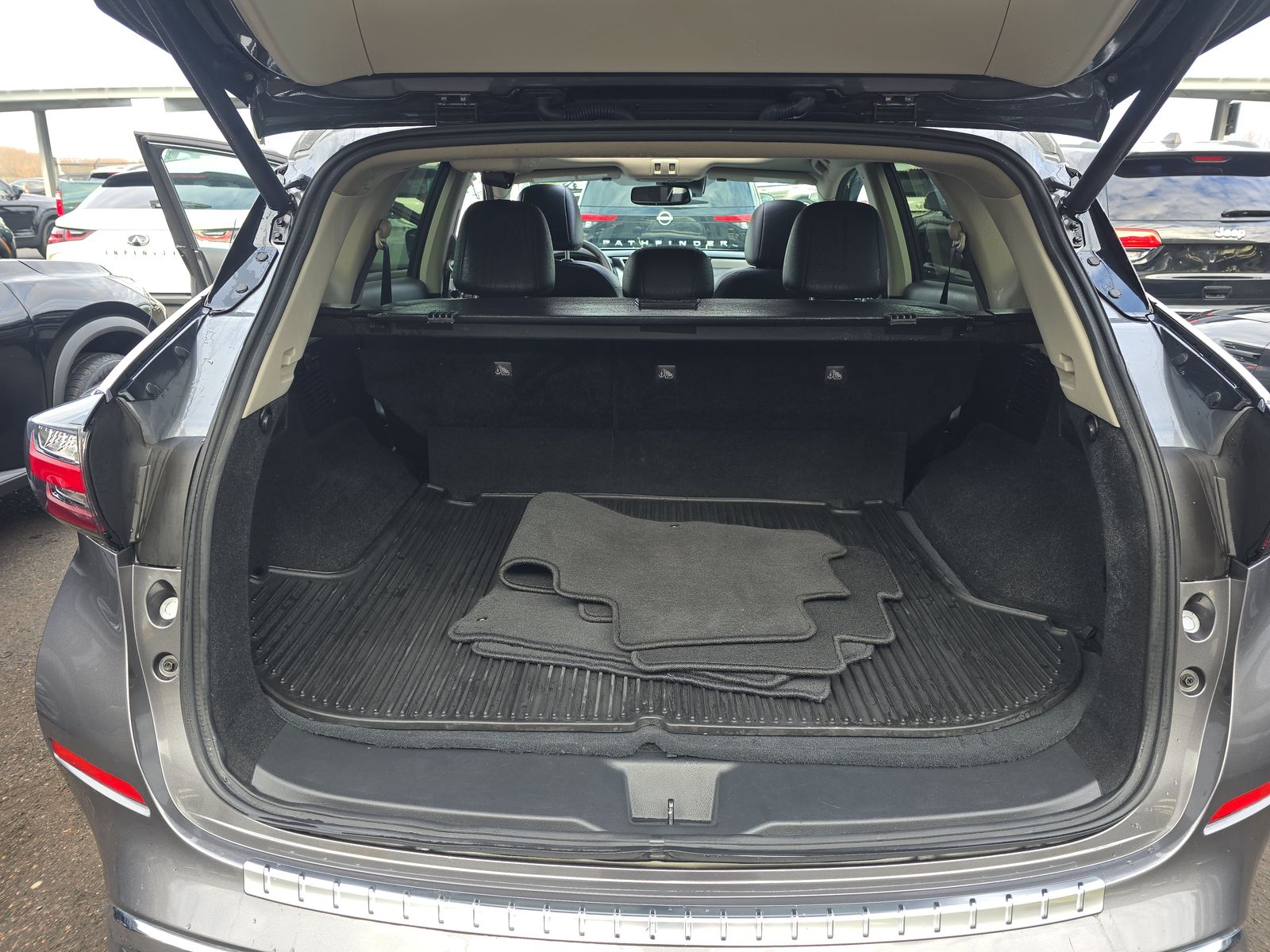 2023 Nissan Murano SL AWD