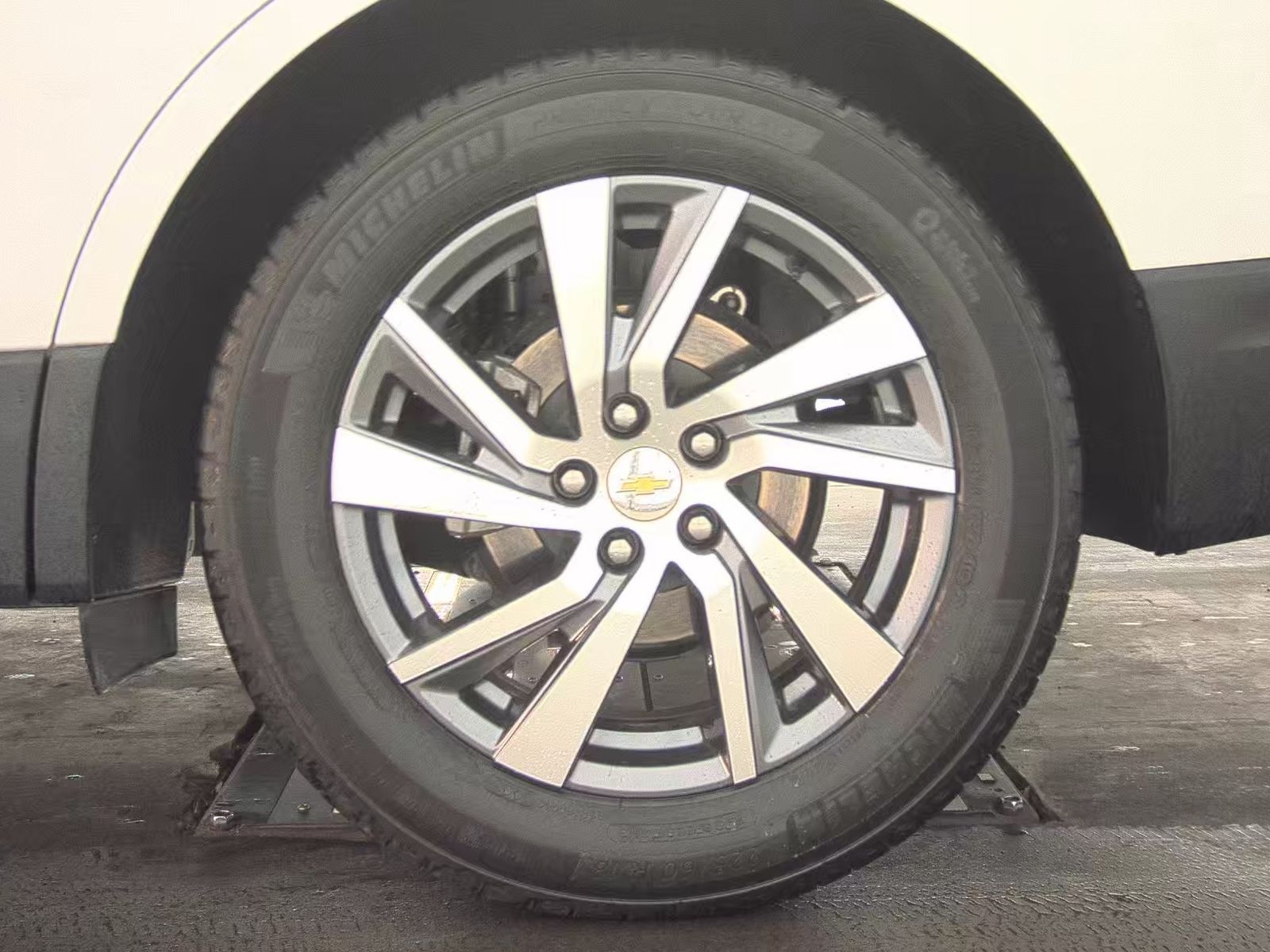 2023 Chevrolet Equinox Premier FWD