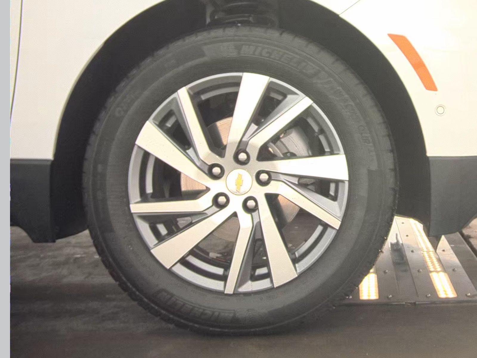 2023 Chevrolet Equinox Premier FWD