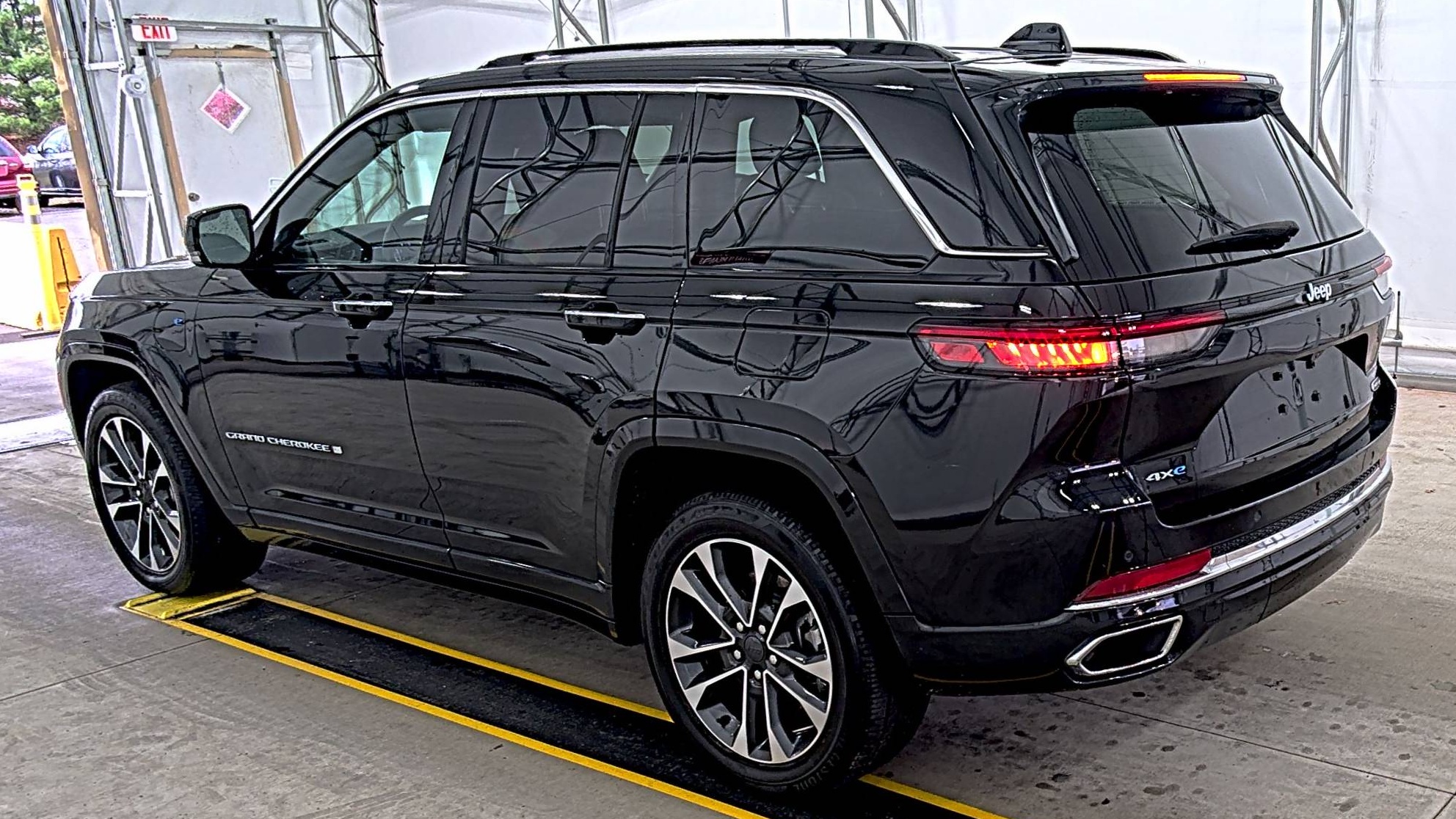 2023 Jeep Grand Cherokee 4xe Overland AWD