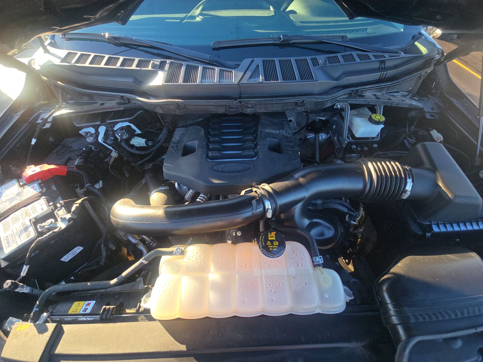 2023 Ford F-150 Lariat AWD