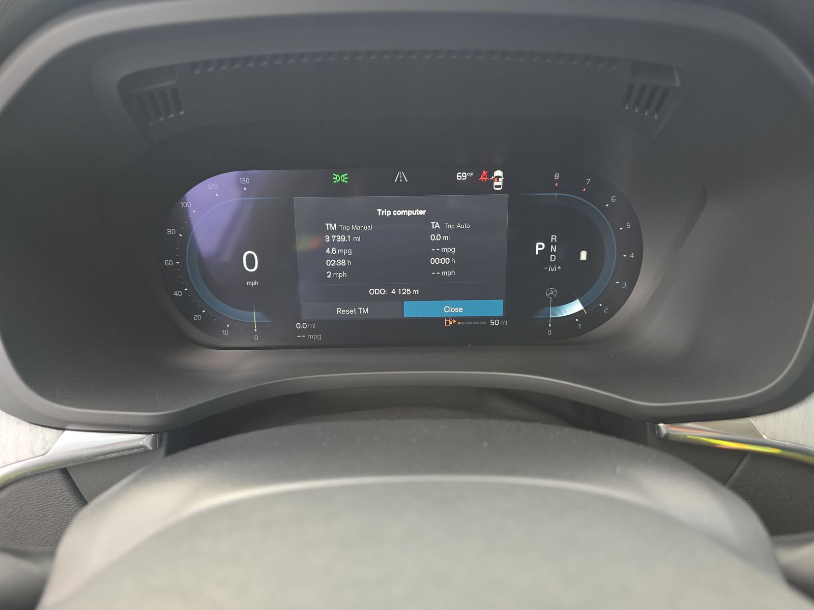 2025 Volvo XC60 B5 Plus AWD