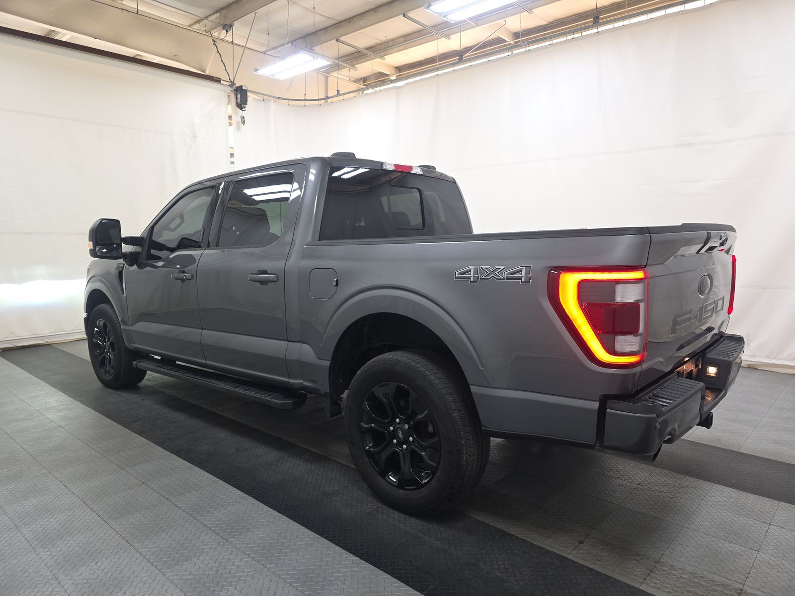 2023 Ford F-150 Lariat AWD