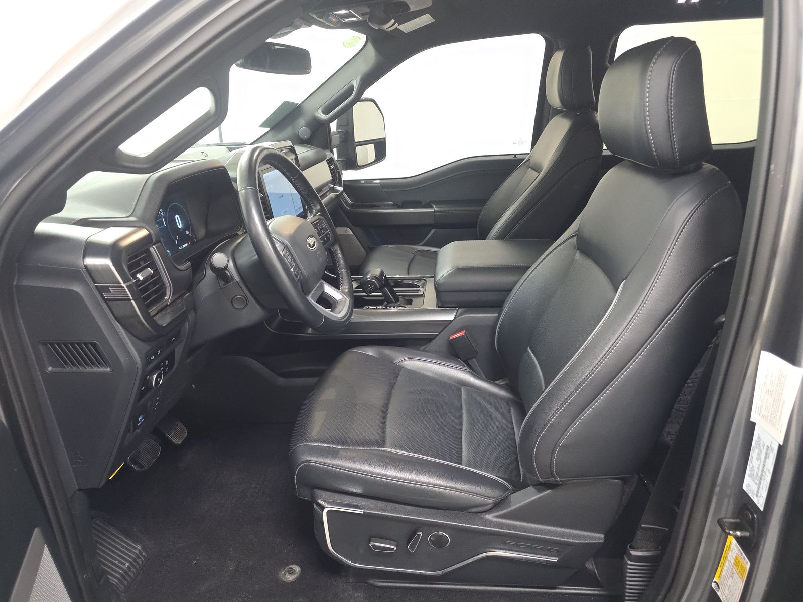 2023 Ford F-150 Lariat AWD