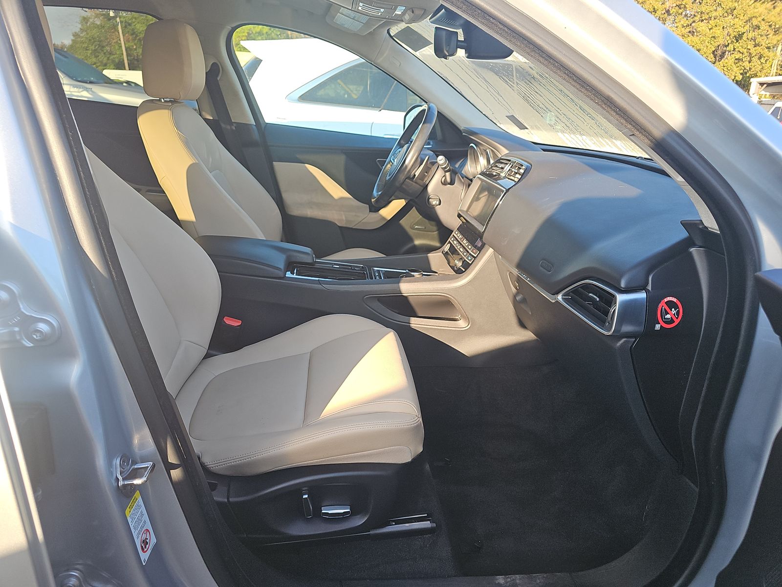 2019 Jaguar F-PACE 25t Premium AWD