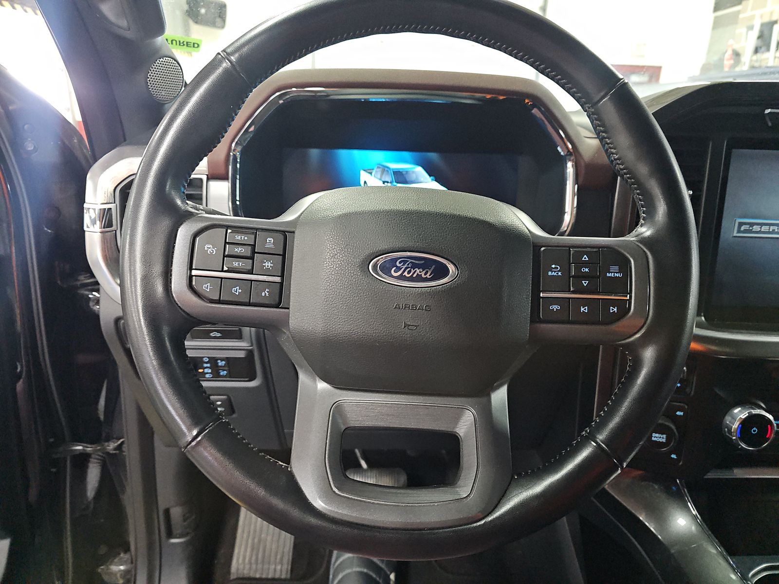 2023 Ford F-150 Lariat AWD