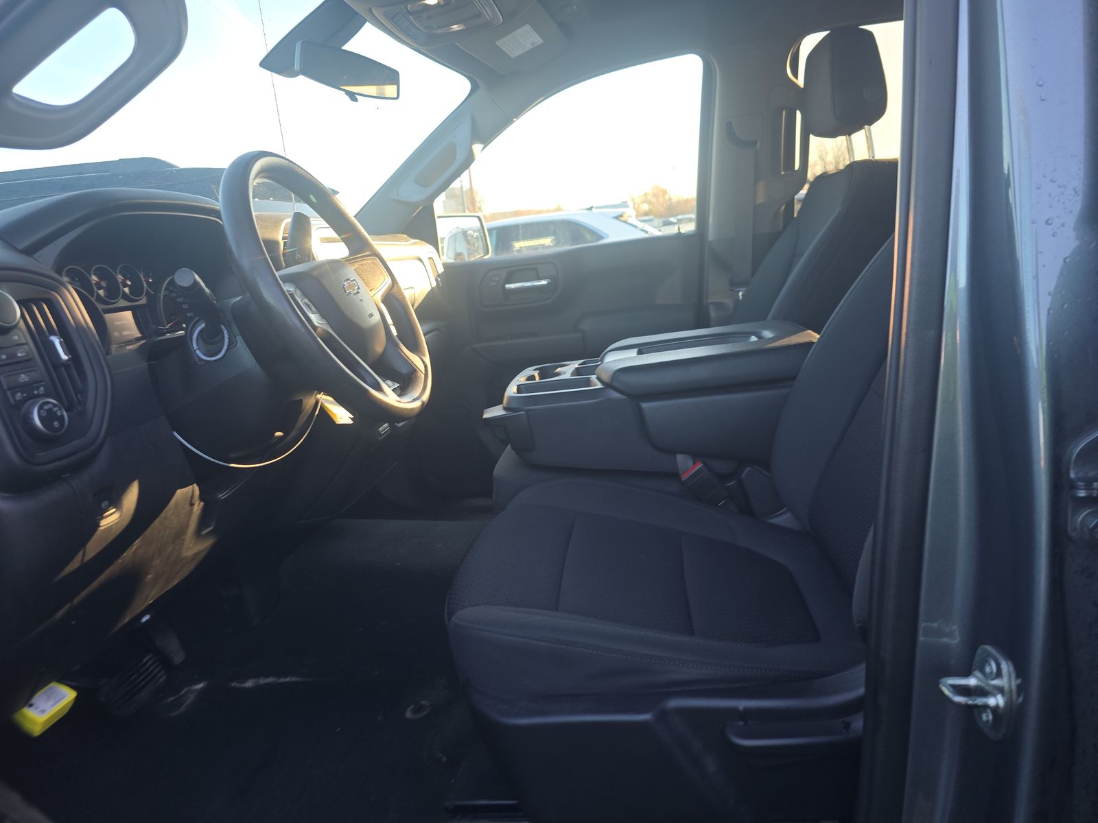 2021 Chevrolet Silverado 1500 Custom AWD