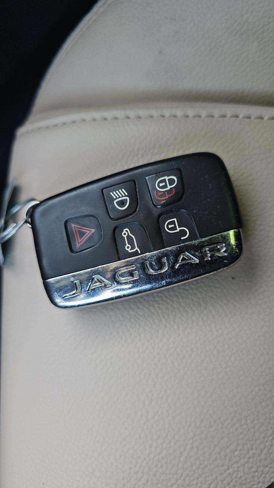 2019 Jaguar F-PACE 25t Premium AWD