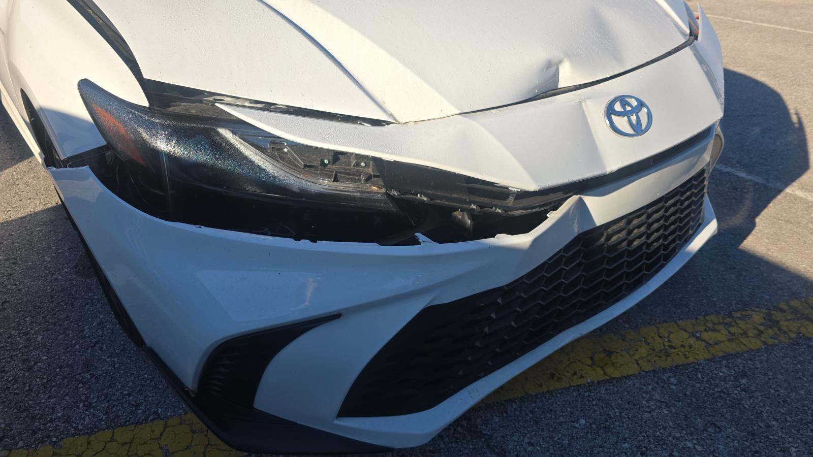 2025 Toyota Camry SE FWD