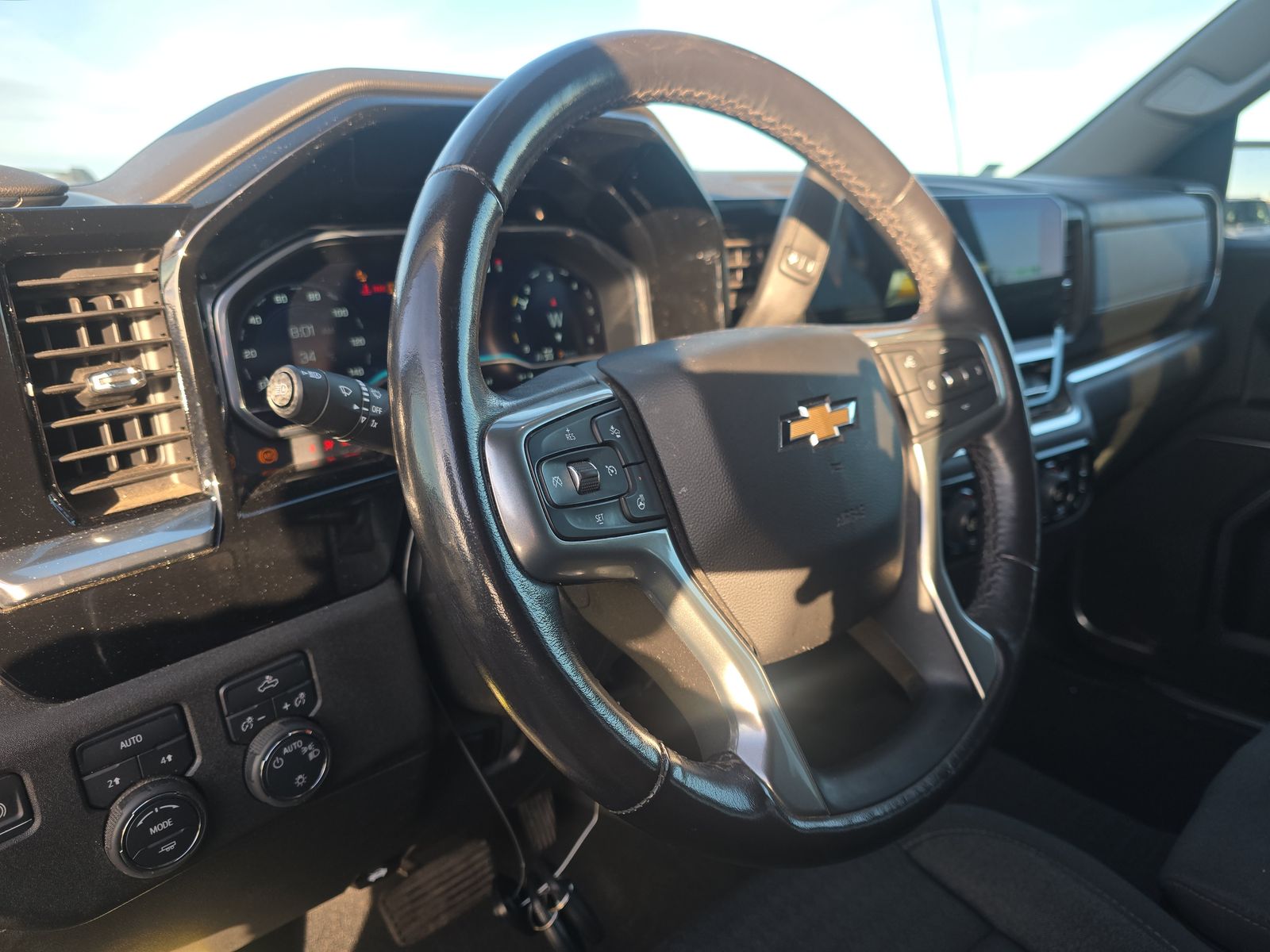 2022 Chevrolet Silverado 1500 LT AWD