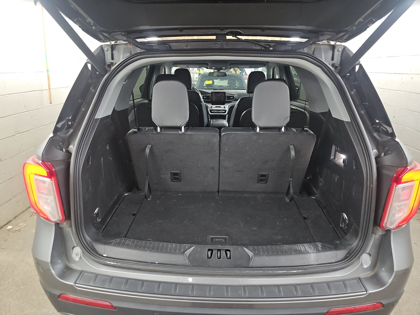 2023 Ford Explorer XLT AWD