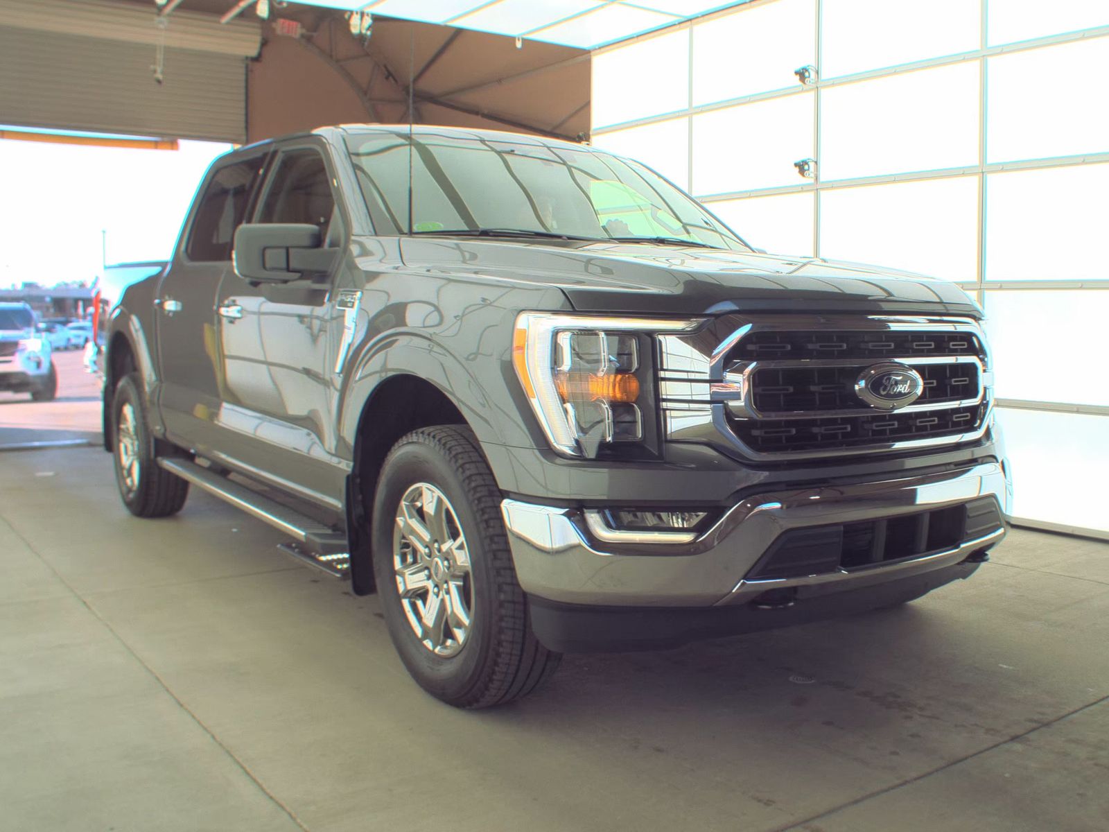 2022 Ford F-150 XLT AWD