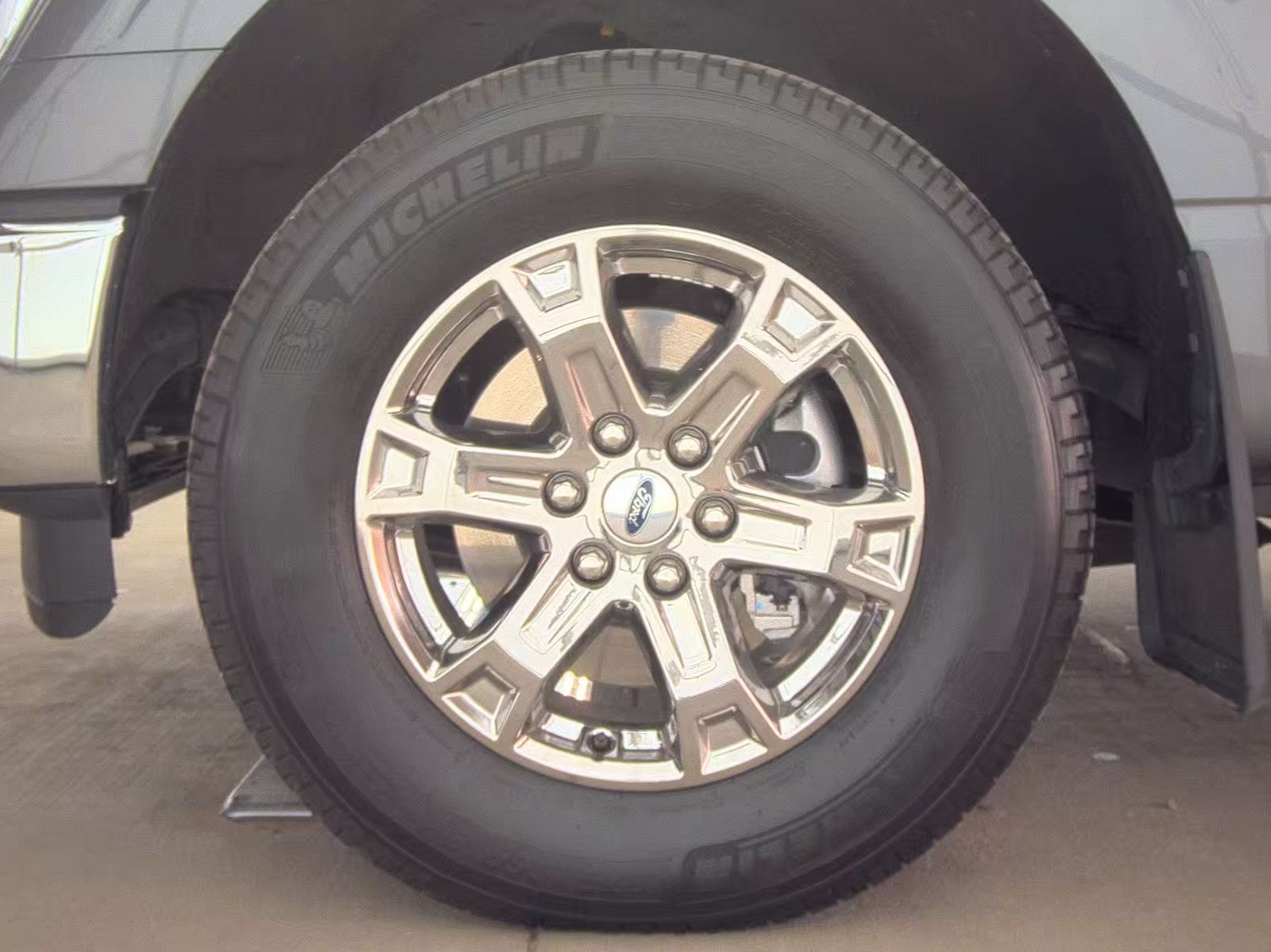 2022 Ford F-150 XLT AWD