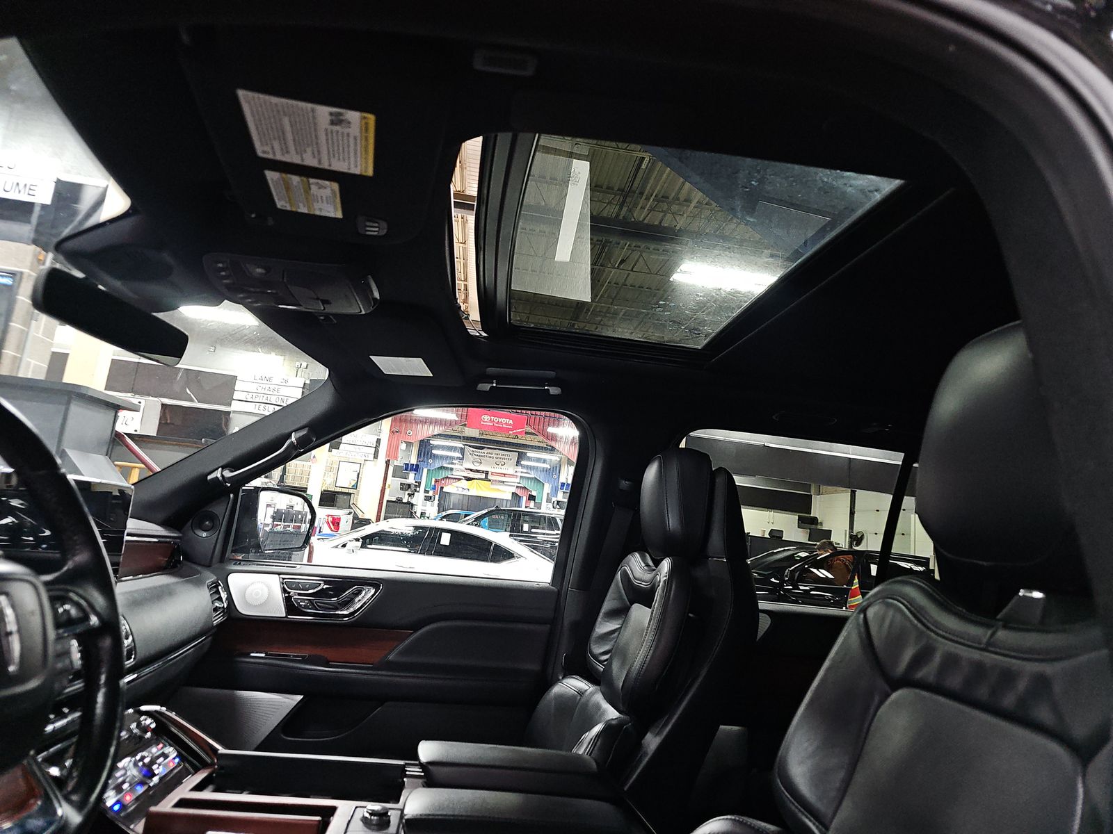 2023 Lincoln Navigator L Reserve AWD