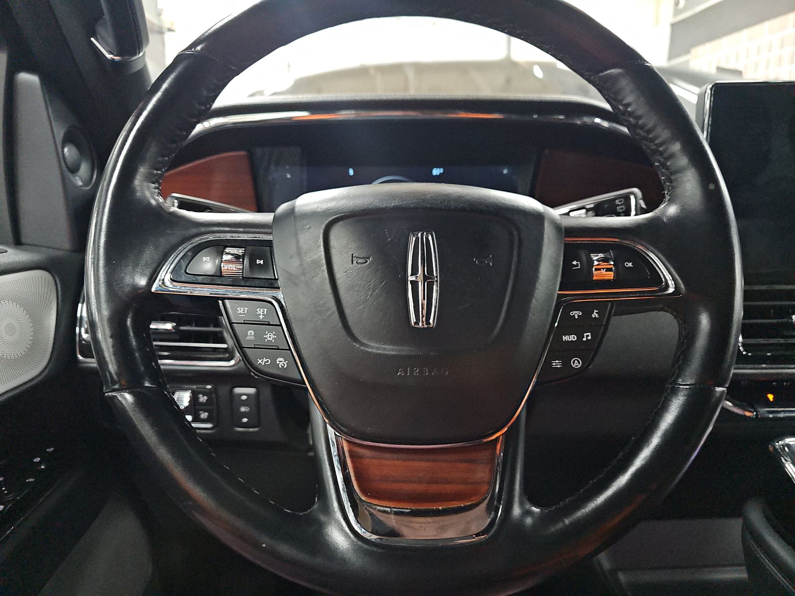 2023 Lincoln Navigator L Reserve AWD