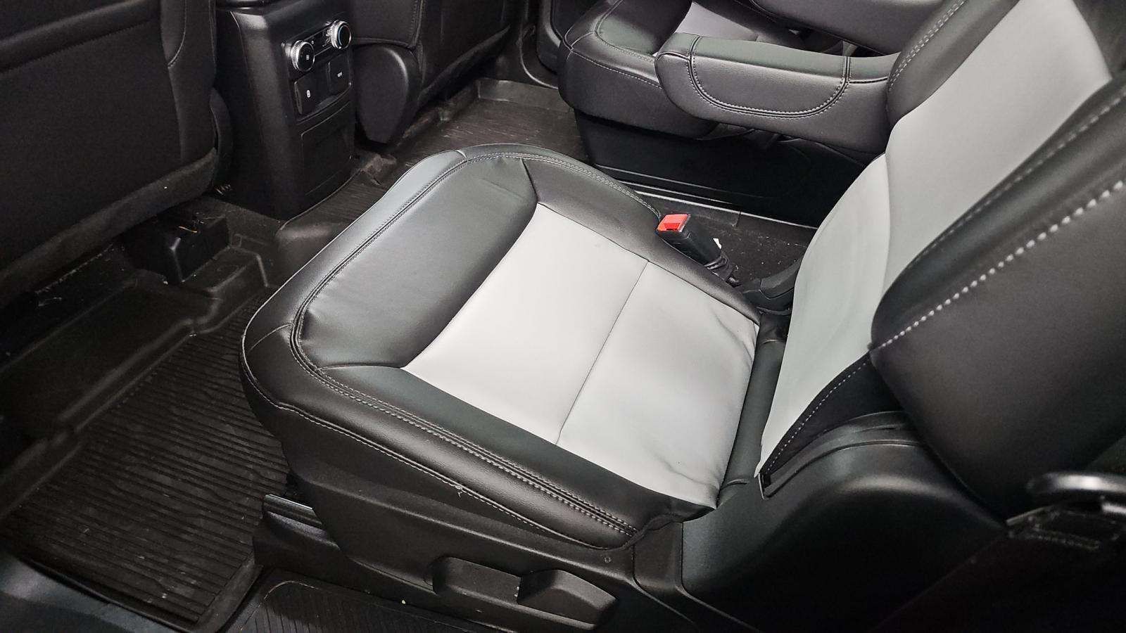 2023 Ford Explorer XLT AWD