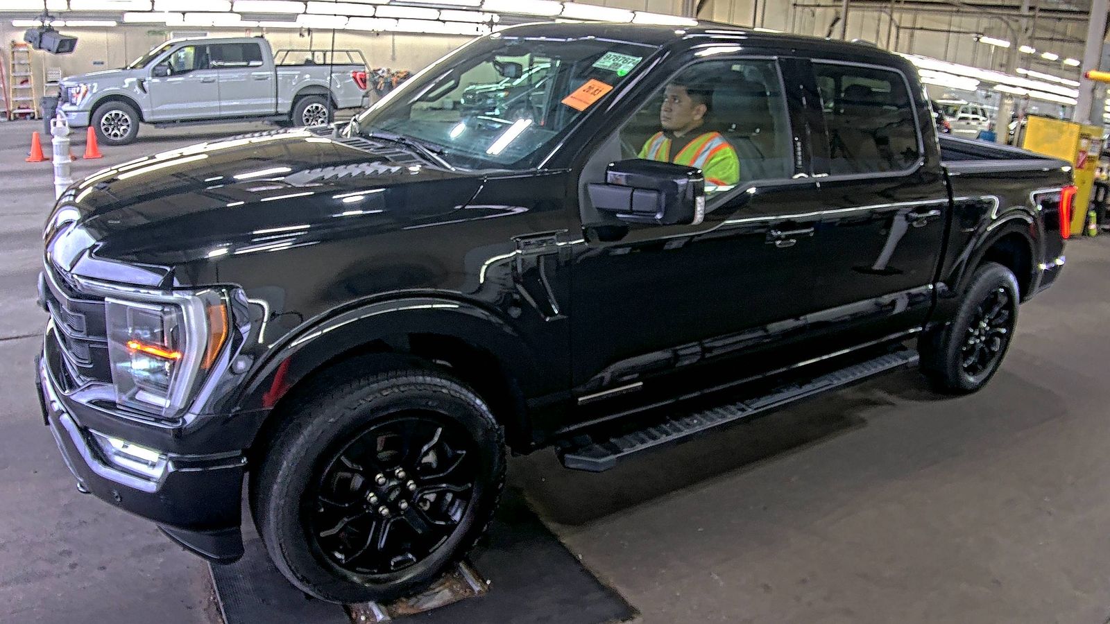 2022 Ford F-150 Hybrid Lariat AWD