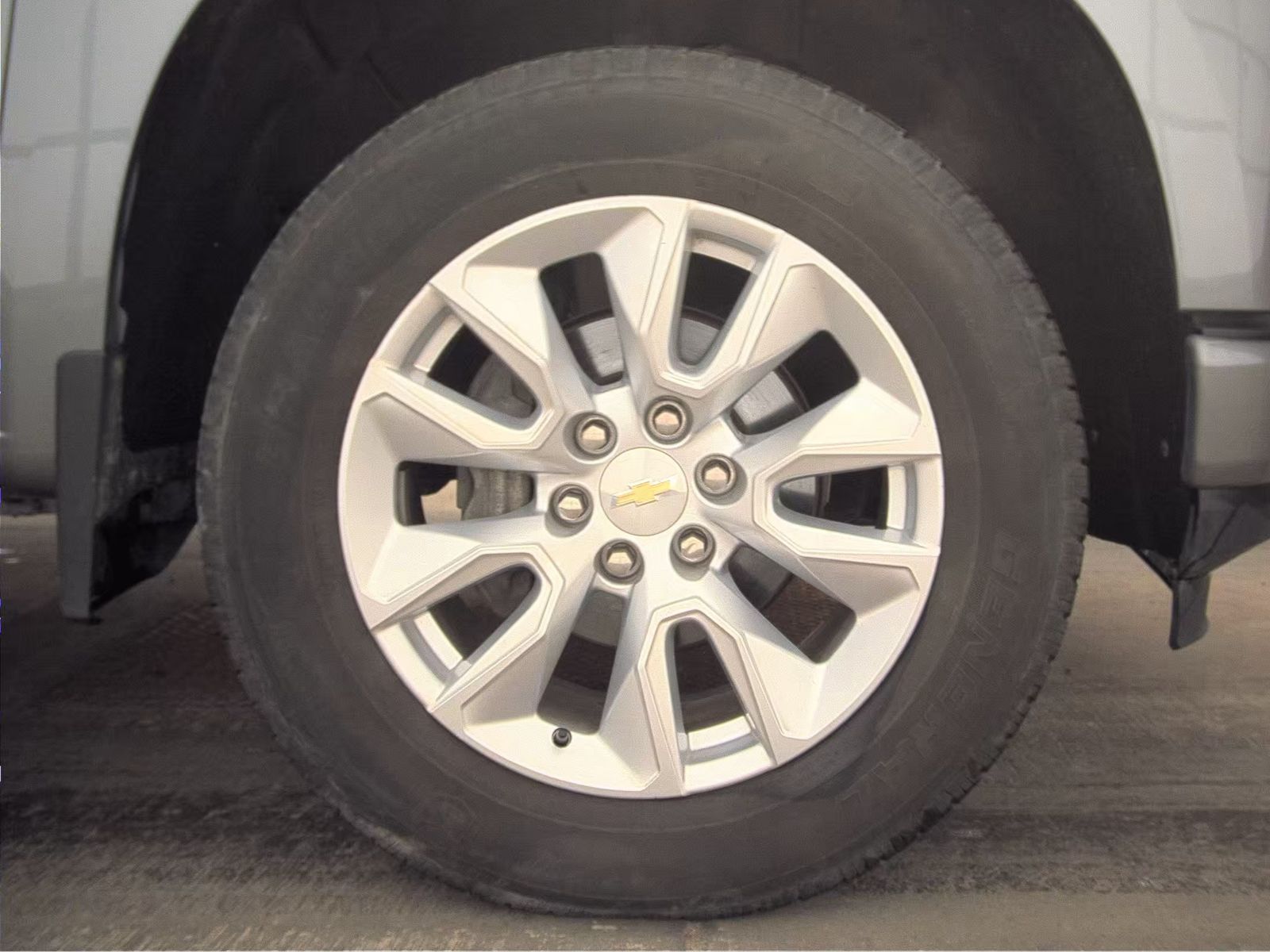 2021 Chevrolet Silverado 1500 Custom AWD