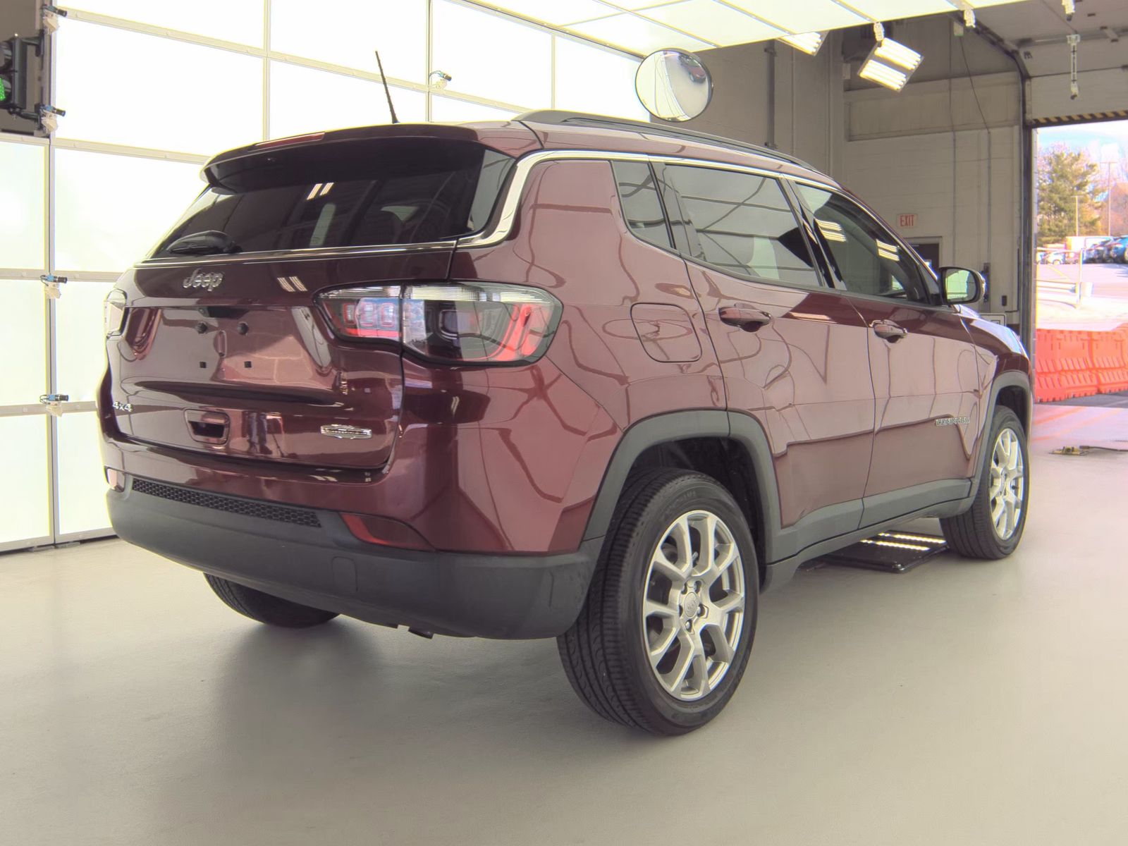 2022 Jeep Compass Latitude Lux AWD