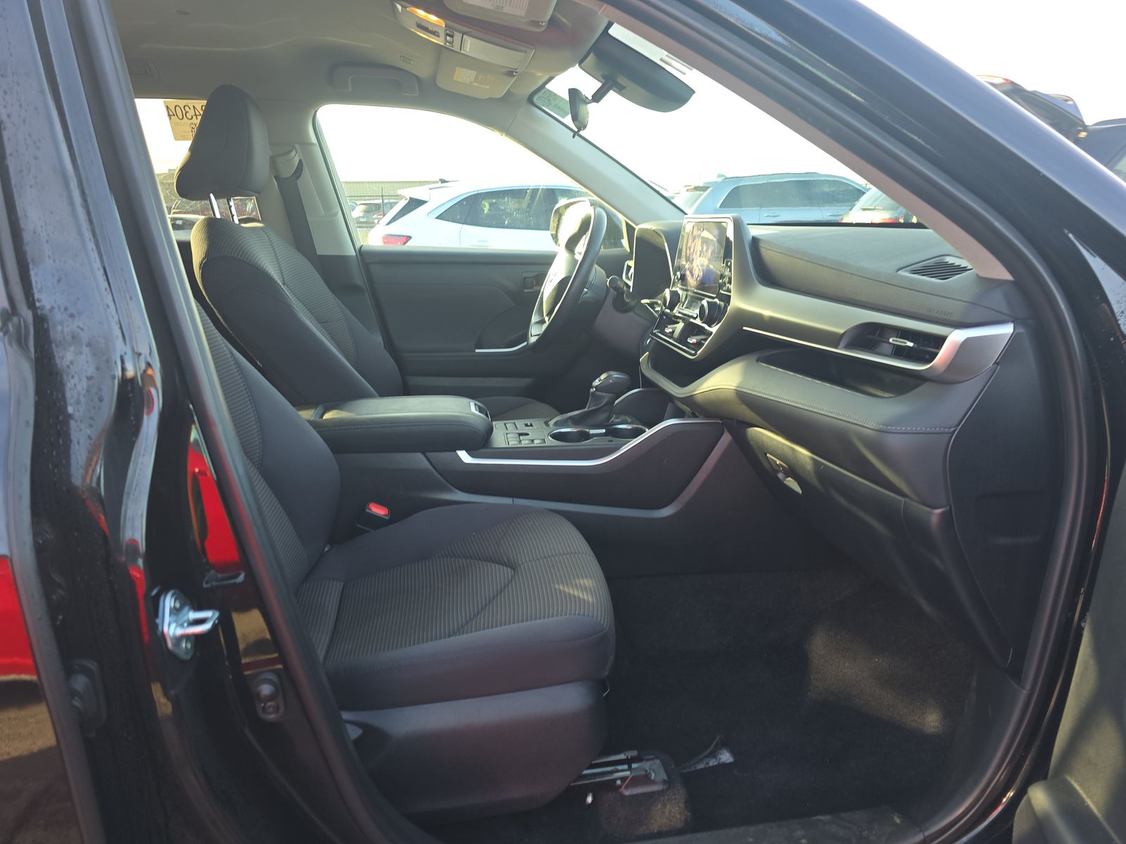 2024 Toyota Highlander LE AWD