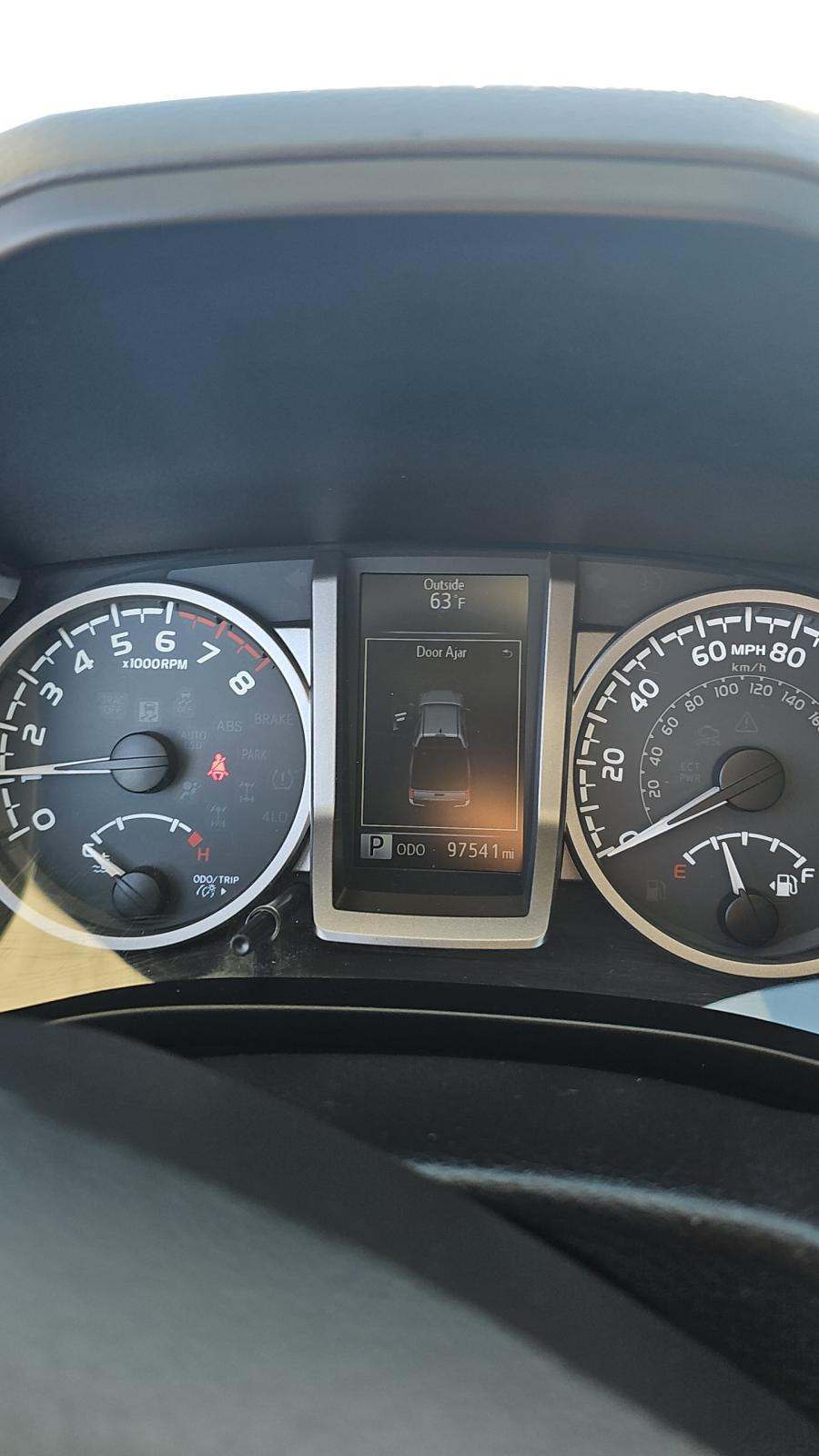 2017 Toyota Tacoma SR5 AWD