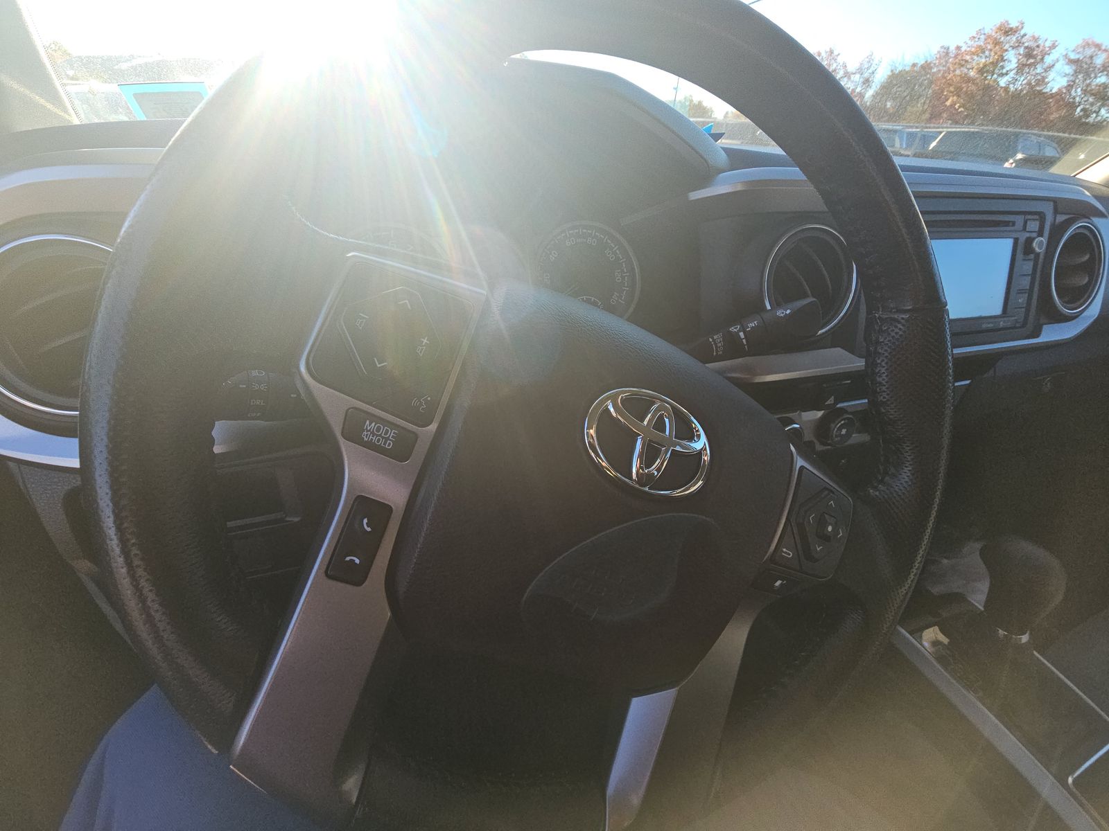 2017 Toyota Tacoma SR5 AWD