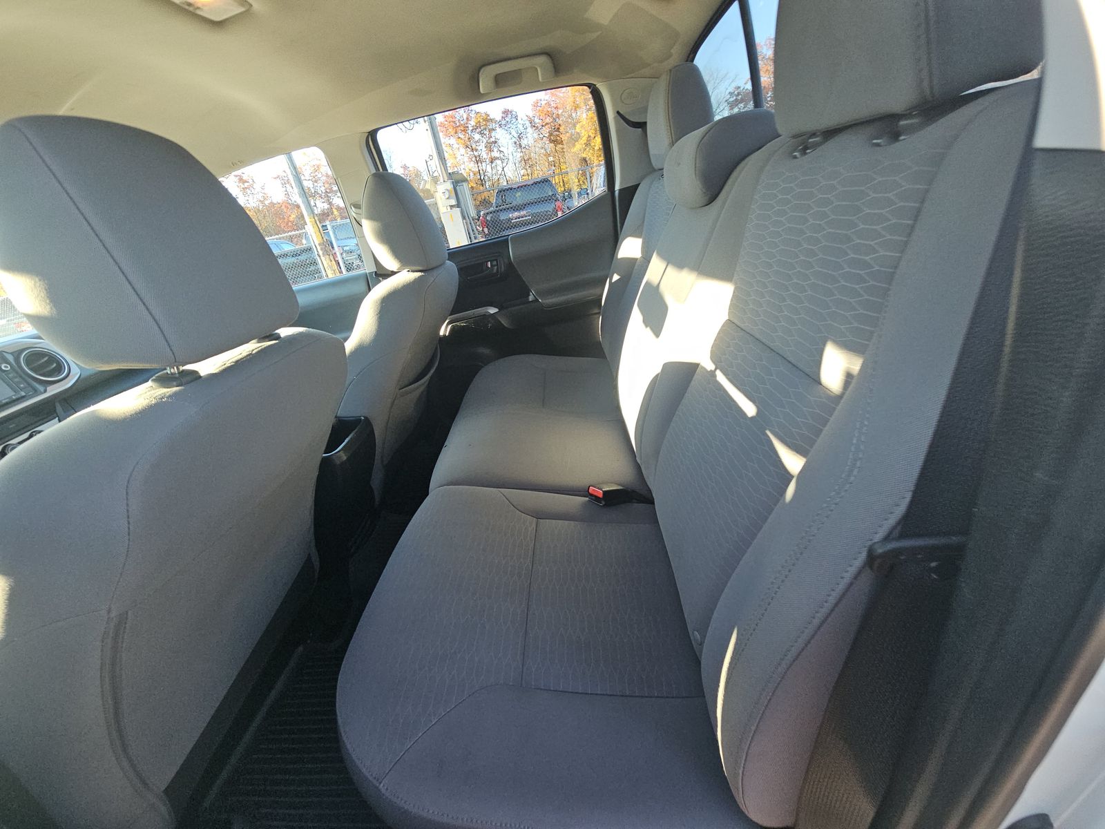 2017 Toyota Tacoma SR5 AWD