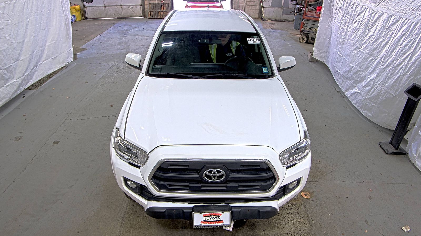 2017 Toyota Tacoma SR5 AWD