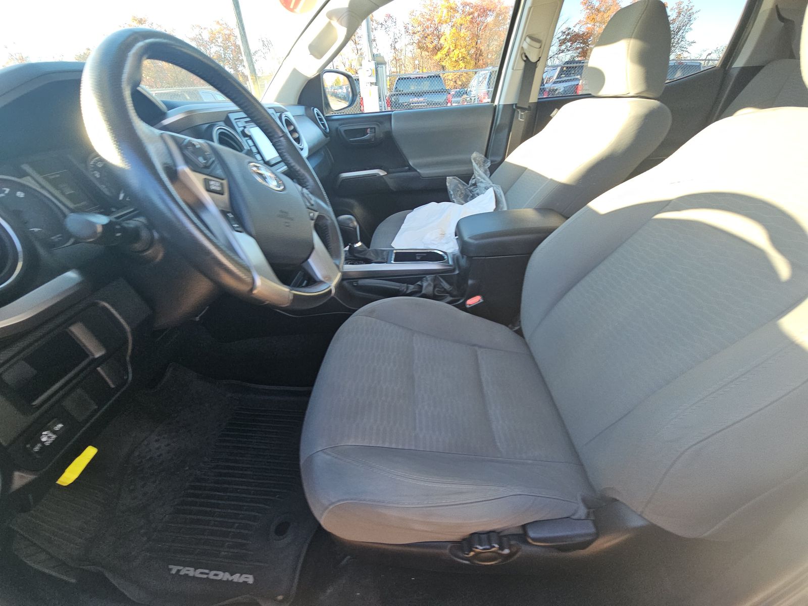 2017 Toyota Tacoma SR5 AWD