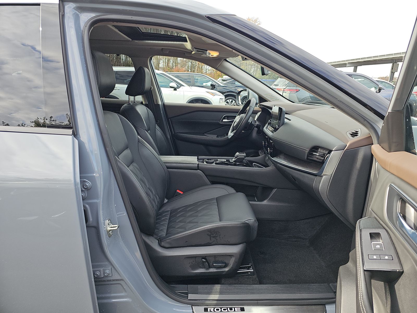 2023 Nissan Rogue Platinum AWD