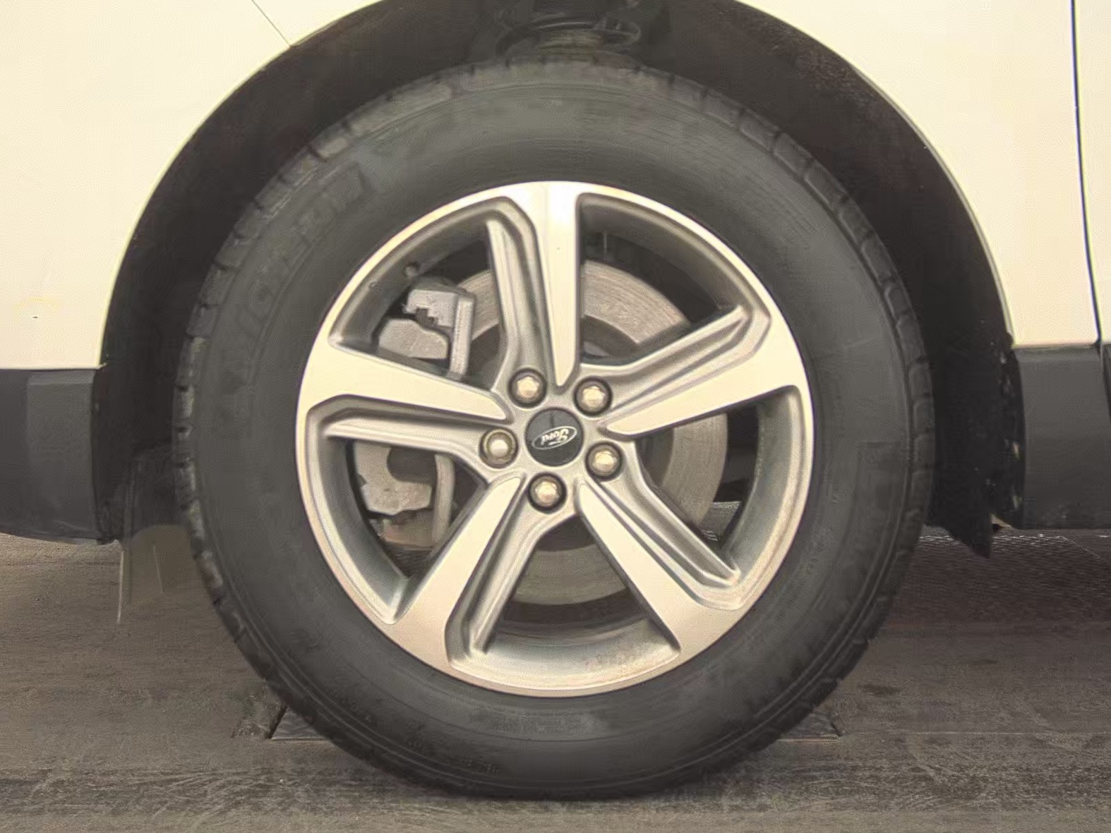 2024 Ford Edge SEL AWD