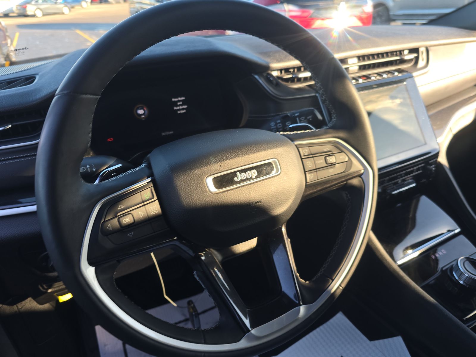 2023 Jeep Grand Cherokee Altitude AWD