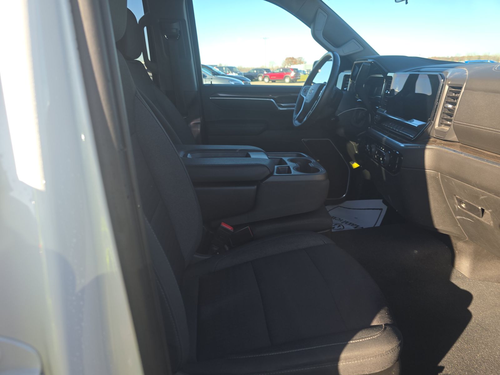 2022 Chevrolet Silverado 1500 LT AWD