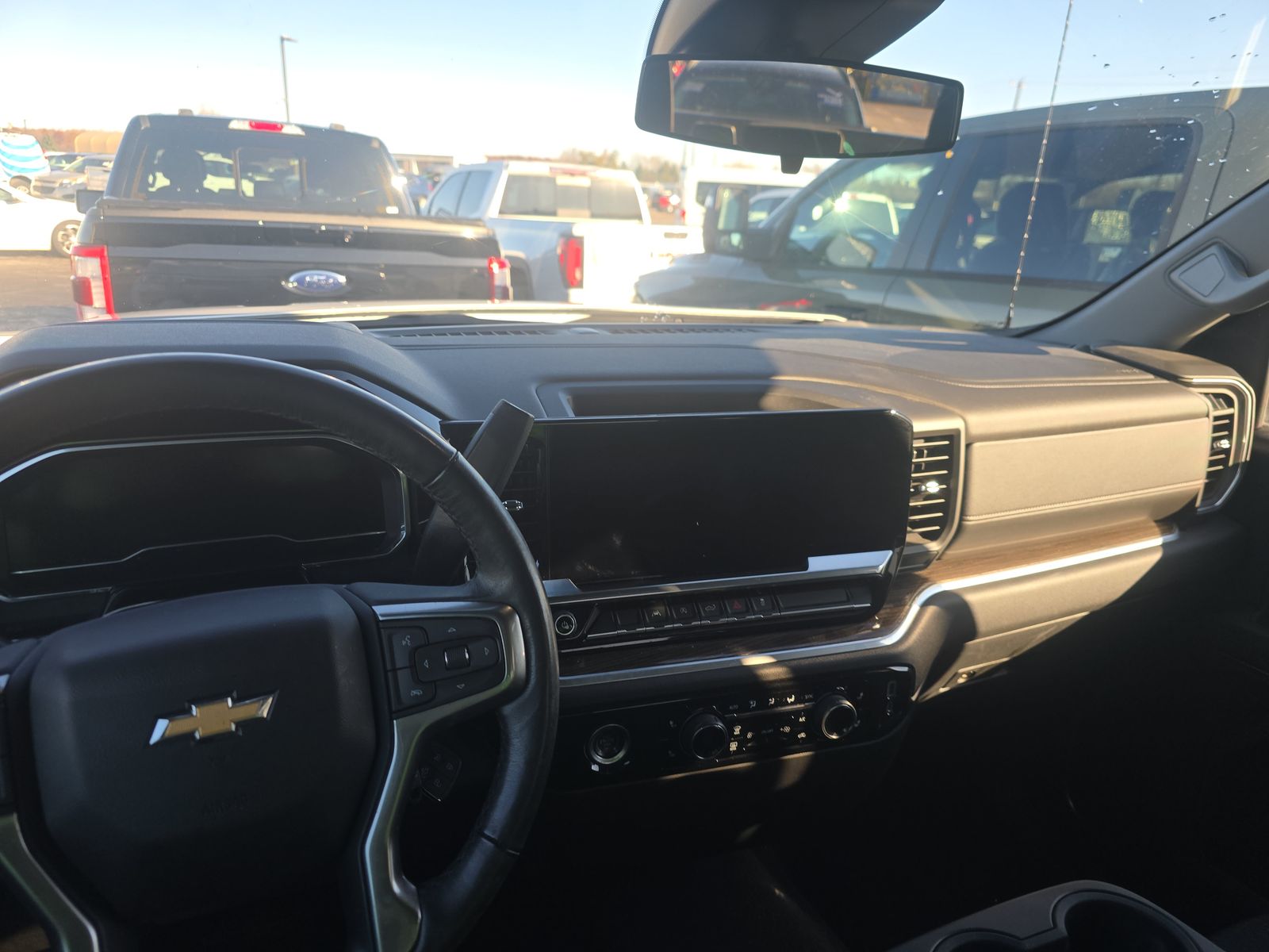 2022 Chevrolet Silverado 1500 LT AWD