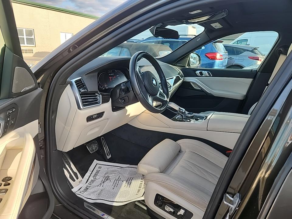 2023 BMW X6 M50i AWD