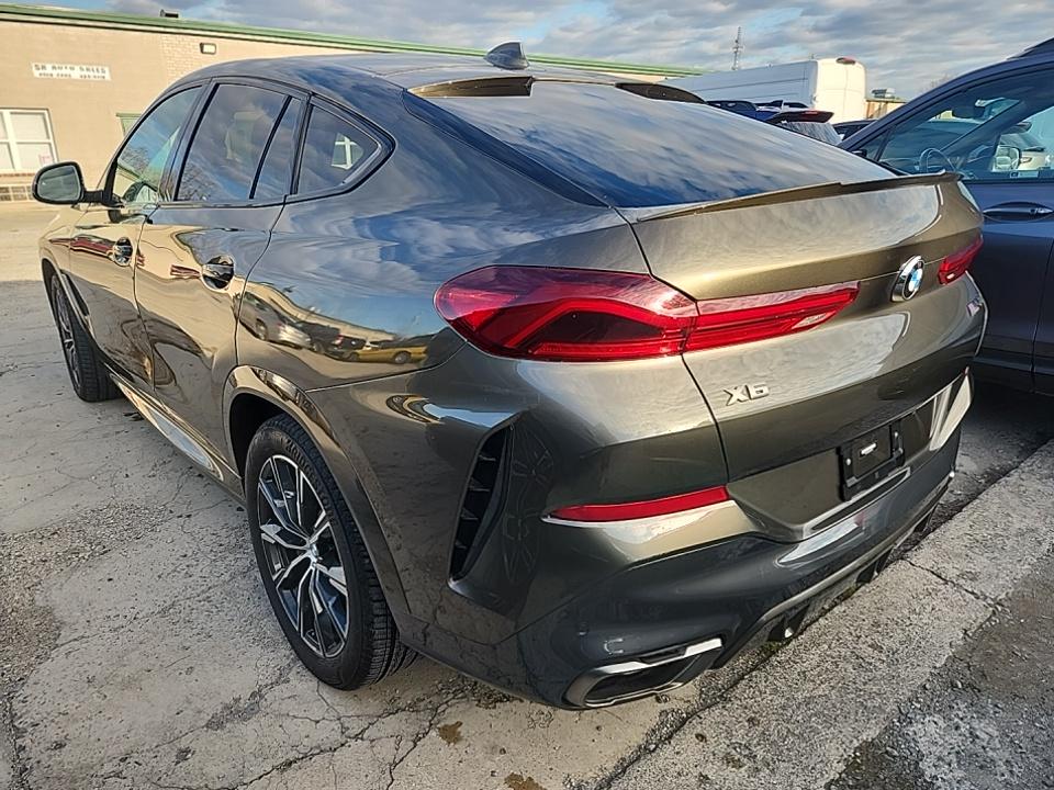 2023 BMW X6 M50i AWD
