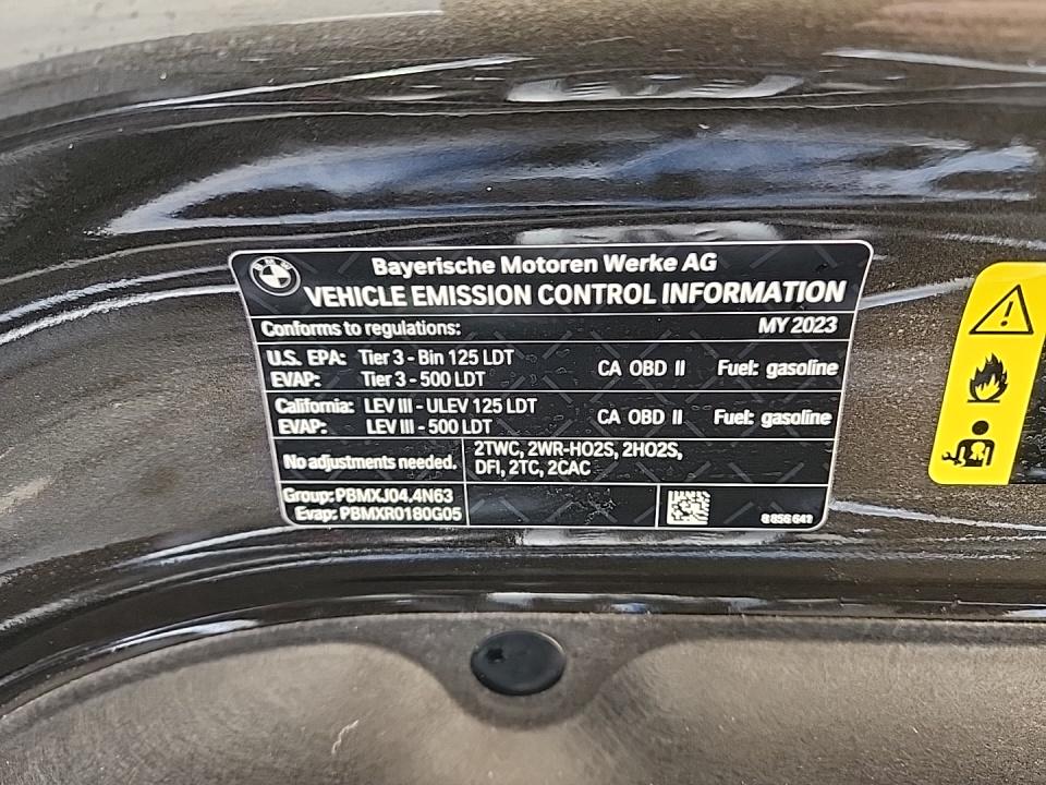 2023 BMW X6 M50i AWD