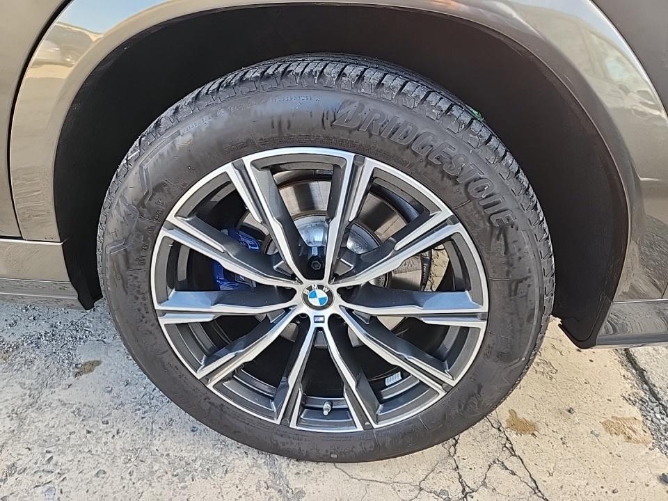 2023 BMW X6 M50i AWD